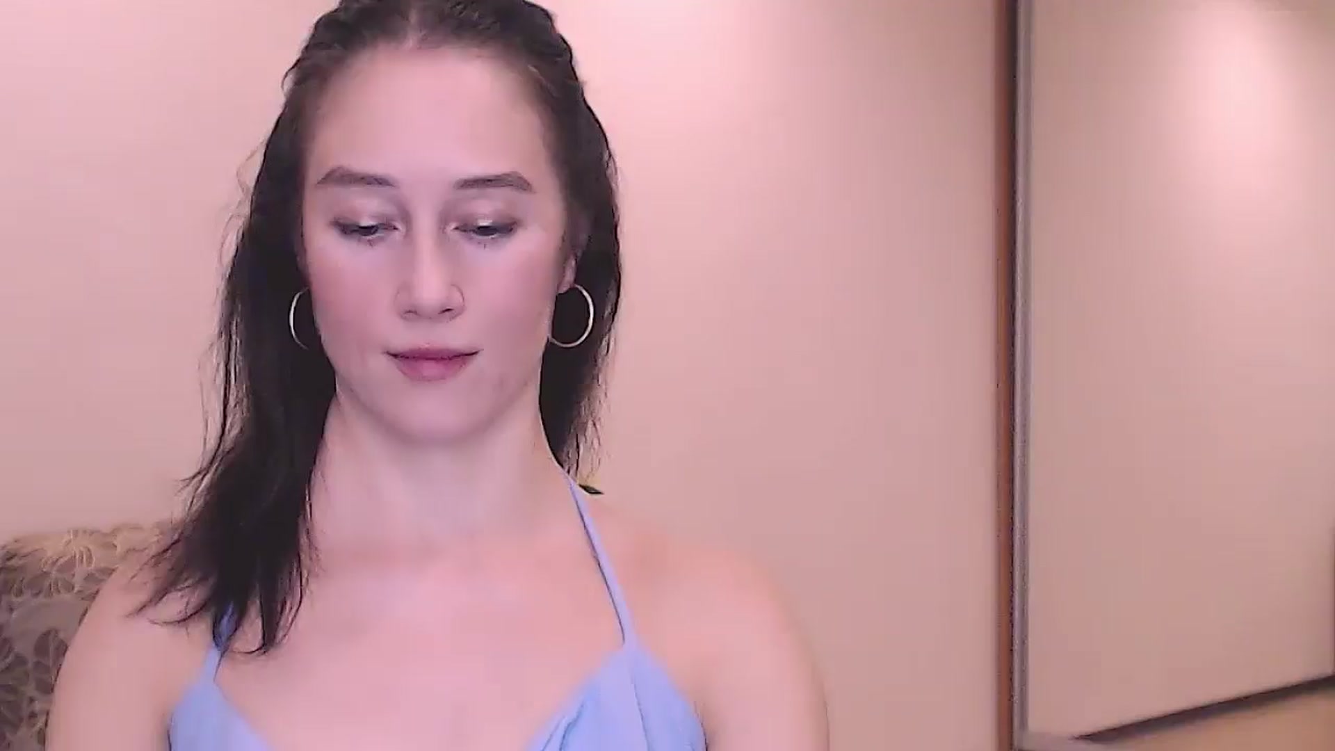 Gallery image thumbnail from ALYONKA__'s myfreecams stream on, 09/06/2025, 21:12 image 1 of 20