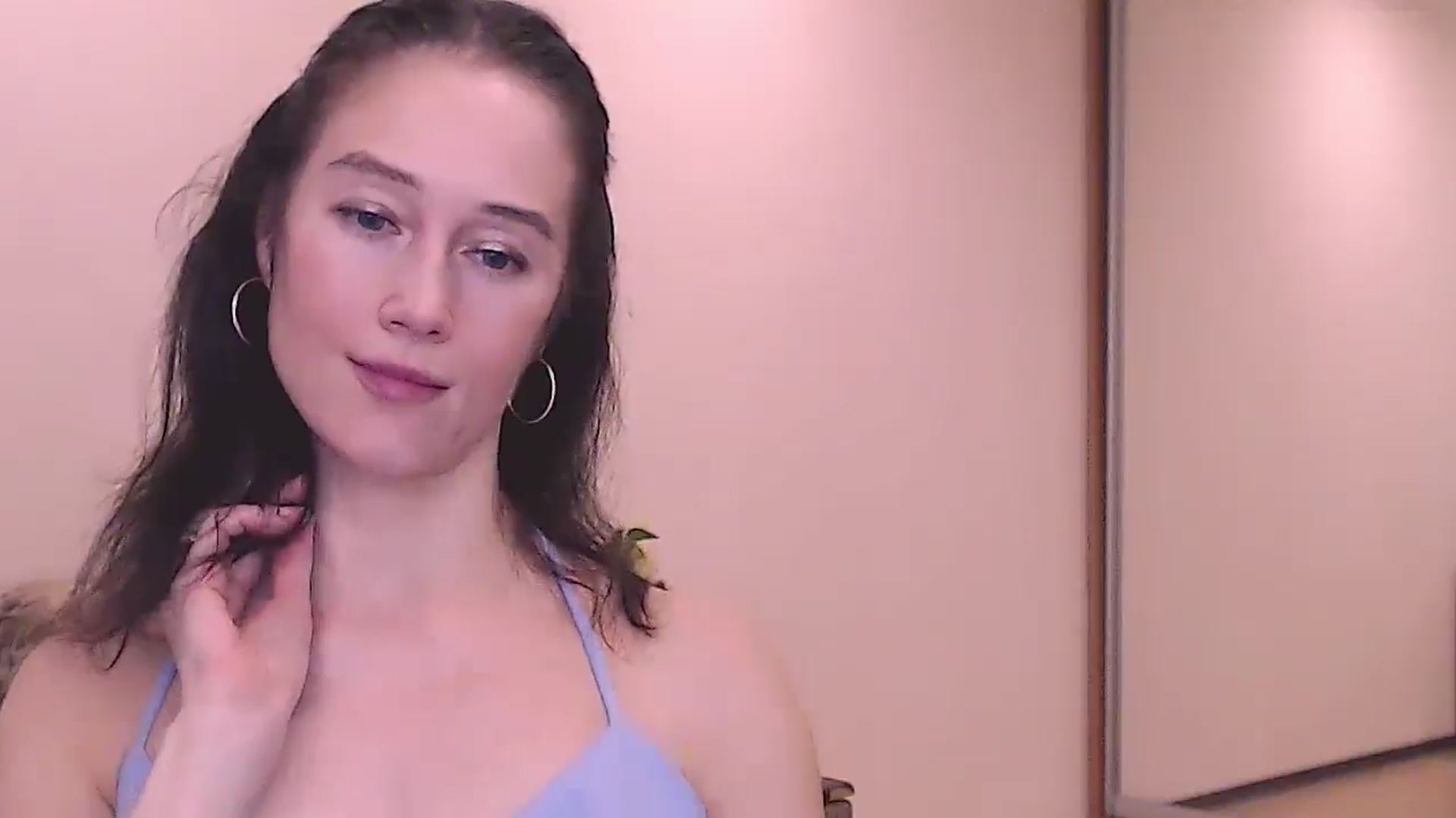 Gallery image thumbnail from ALYONKA__'s myfreecams stream on, 09/06/2025, 22:09 image 8 of 20