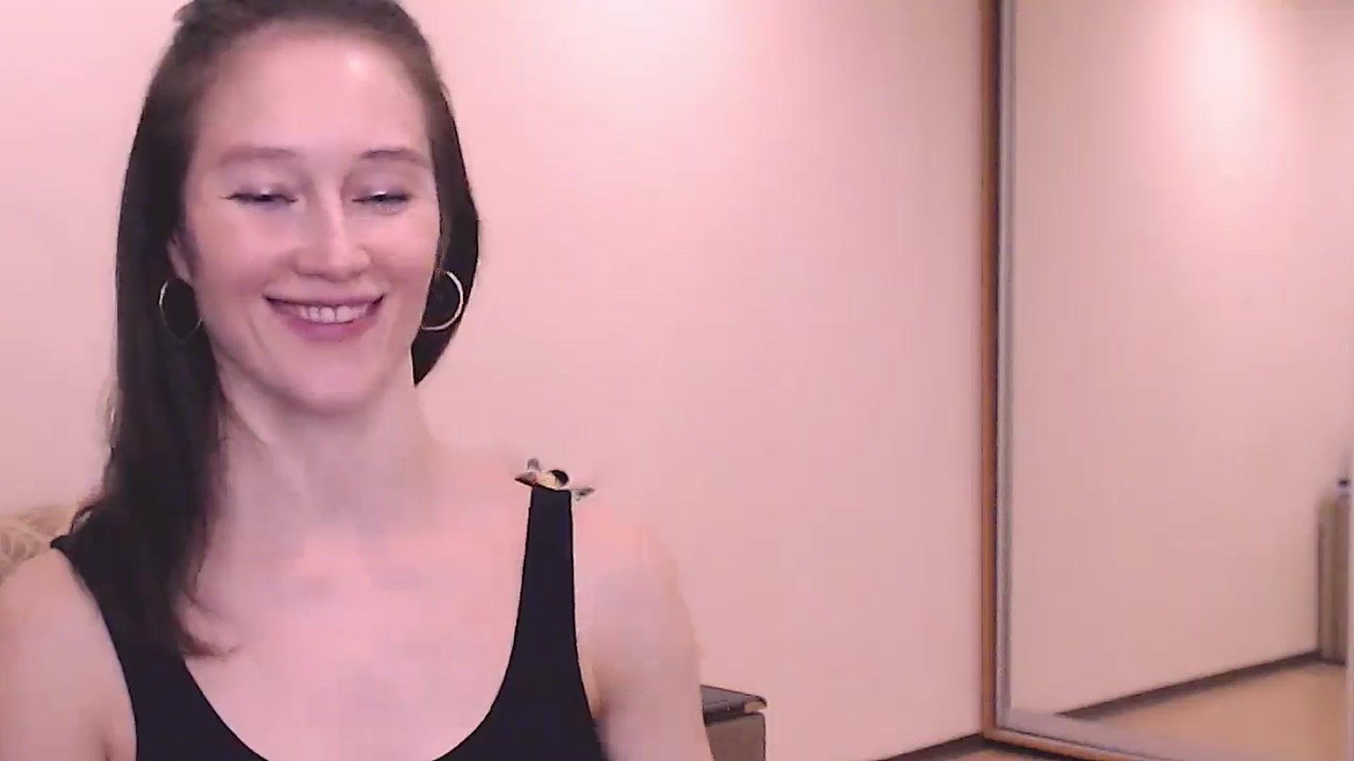 Gallery image thumbnail from ALYONKA__'s myfreecams stream on, 09/11/2025, 20:23 image 15 of 20