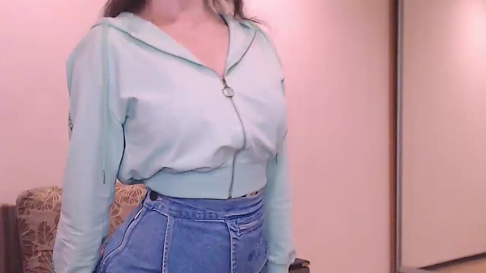 Gallery image thumbnail from ALYONKA__'s myfreecams stream on, 10/25/2025, 21:47 image 1 of 20