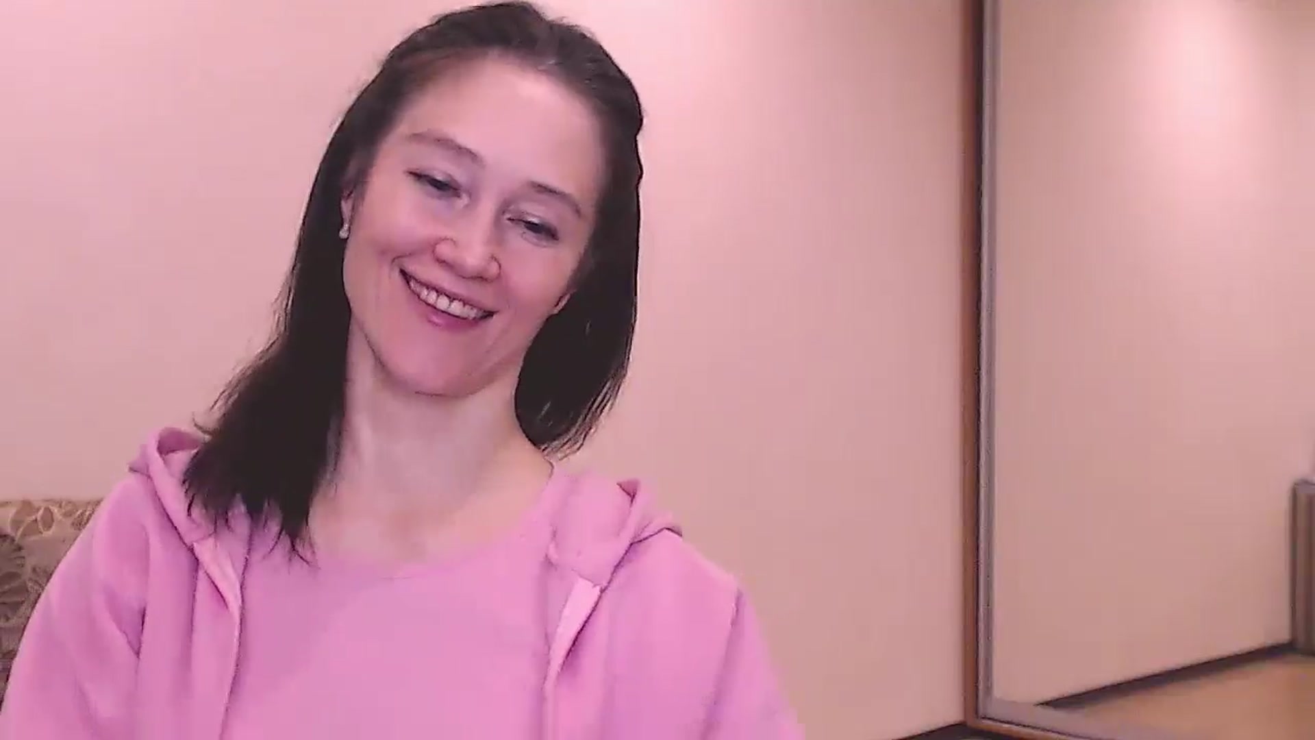 Gallery image thumbnail from ALYONKA__'s myfreecams stream on, 11/08/2025, 21:29 image 16 of 20
