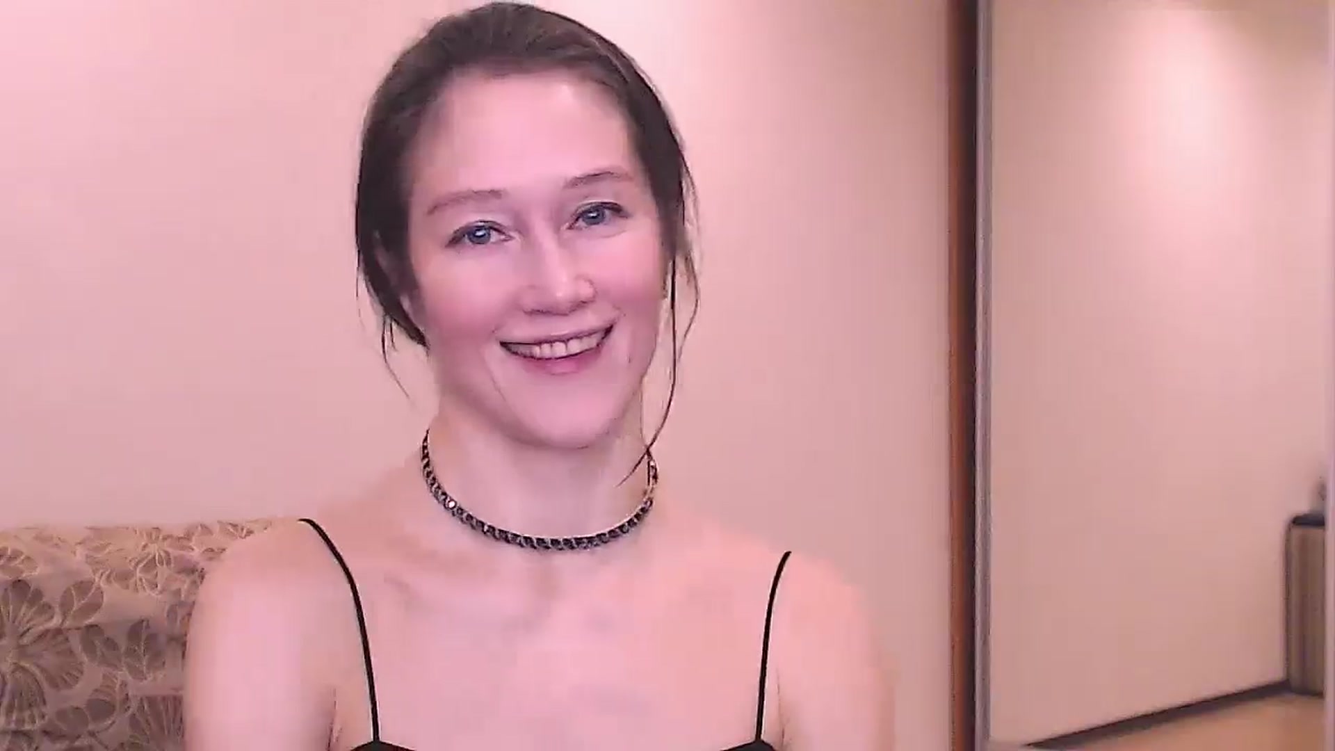 Gallery image thumbnail from ALYONKA__'s myfreecams stream on, 12/20/2025, 19:27 image 2 of 20