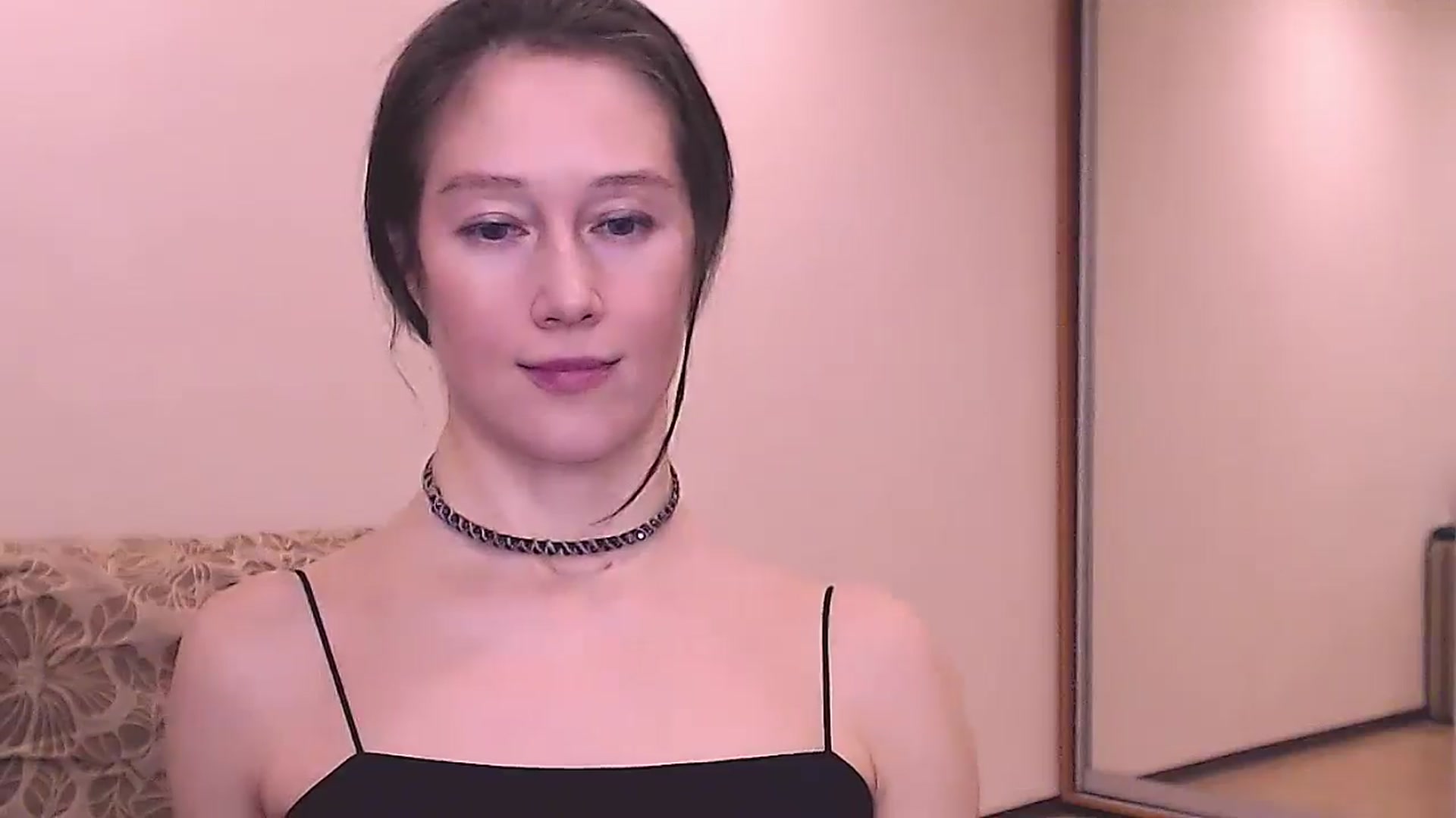 Gallery image thumbnail from ALYONKA__'s myfreecams stream on, 12/20/2025, 21:46 image 17 of 20