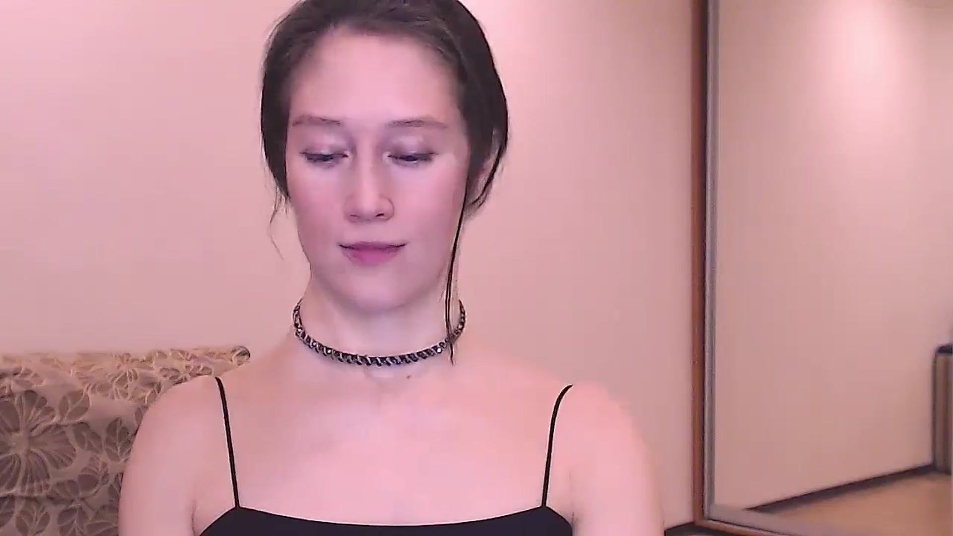 Gallery image thumbnail from ALYONKA__'s myfreecams stream on, 12/20/2025, 21:46 image 9 of 20