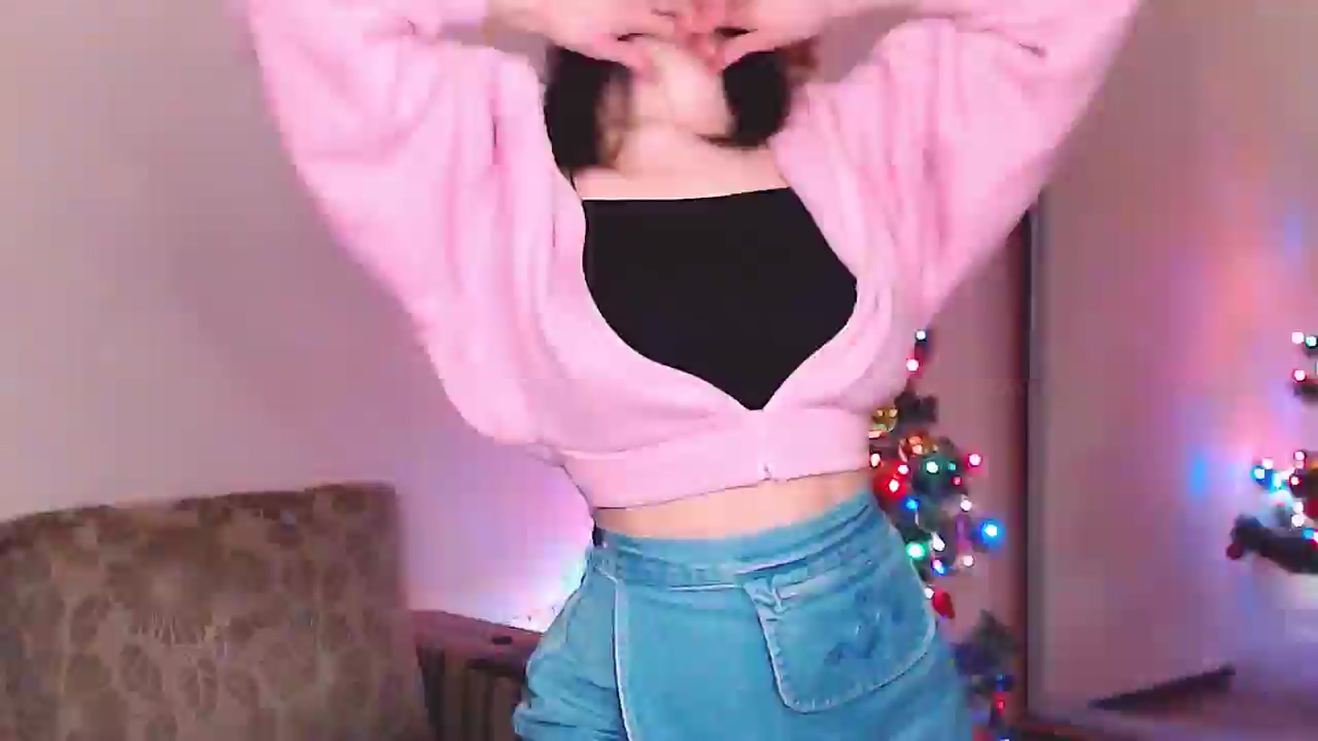 Gallery image thumbnail from ALYONKA__'s myfreecams stream on, 12/27/2025, 22:53 image 1 of 20