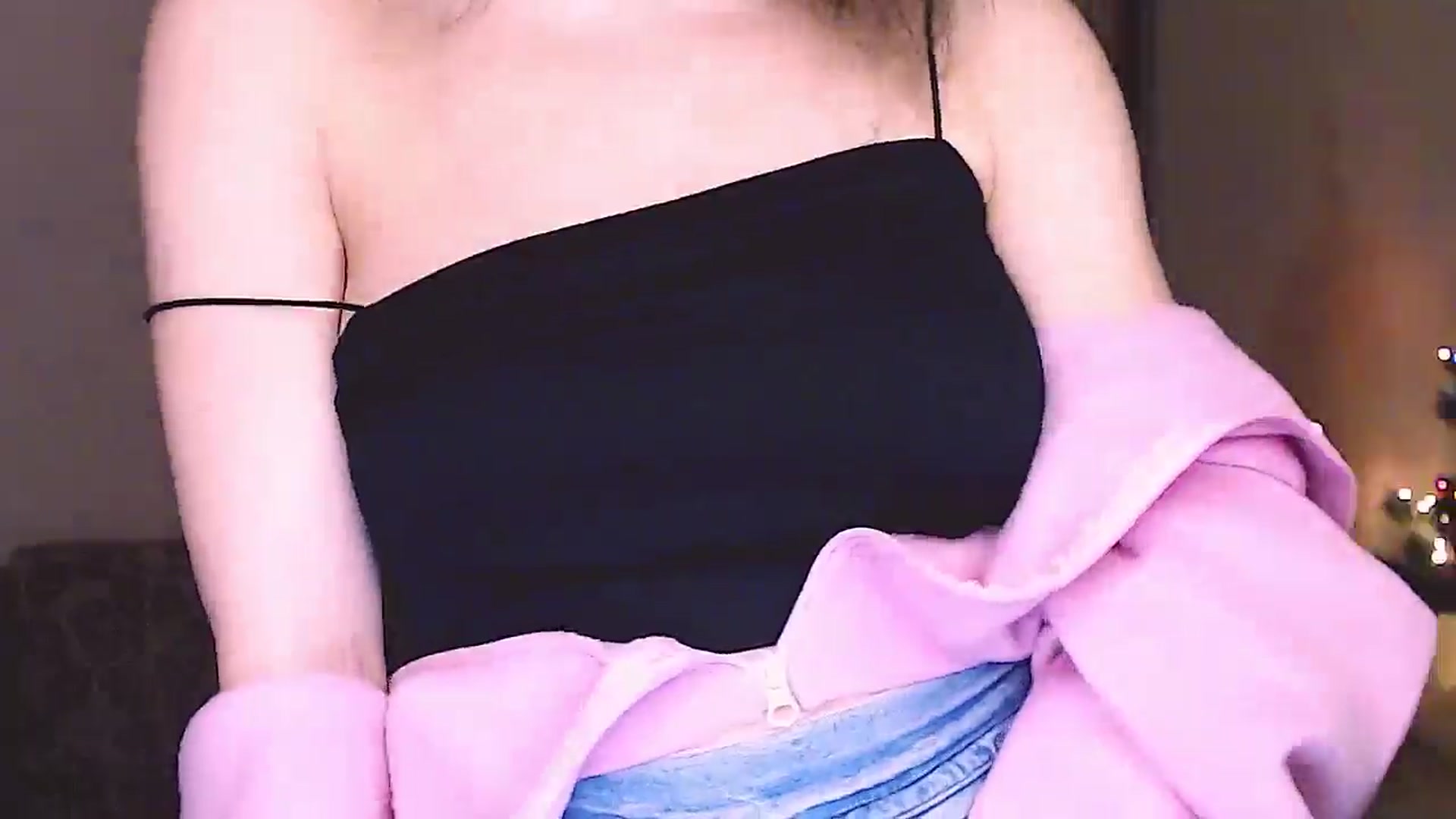 Gallery image thumbnail from ALYONKA__'s myfreecams stream on, 01/03/2026, 19:54 image 17 of 20