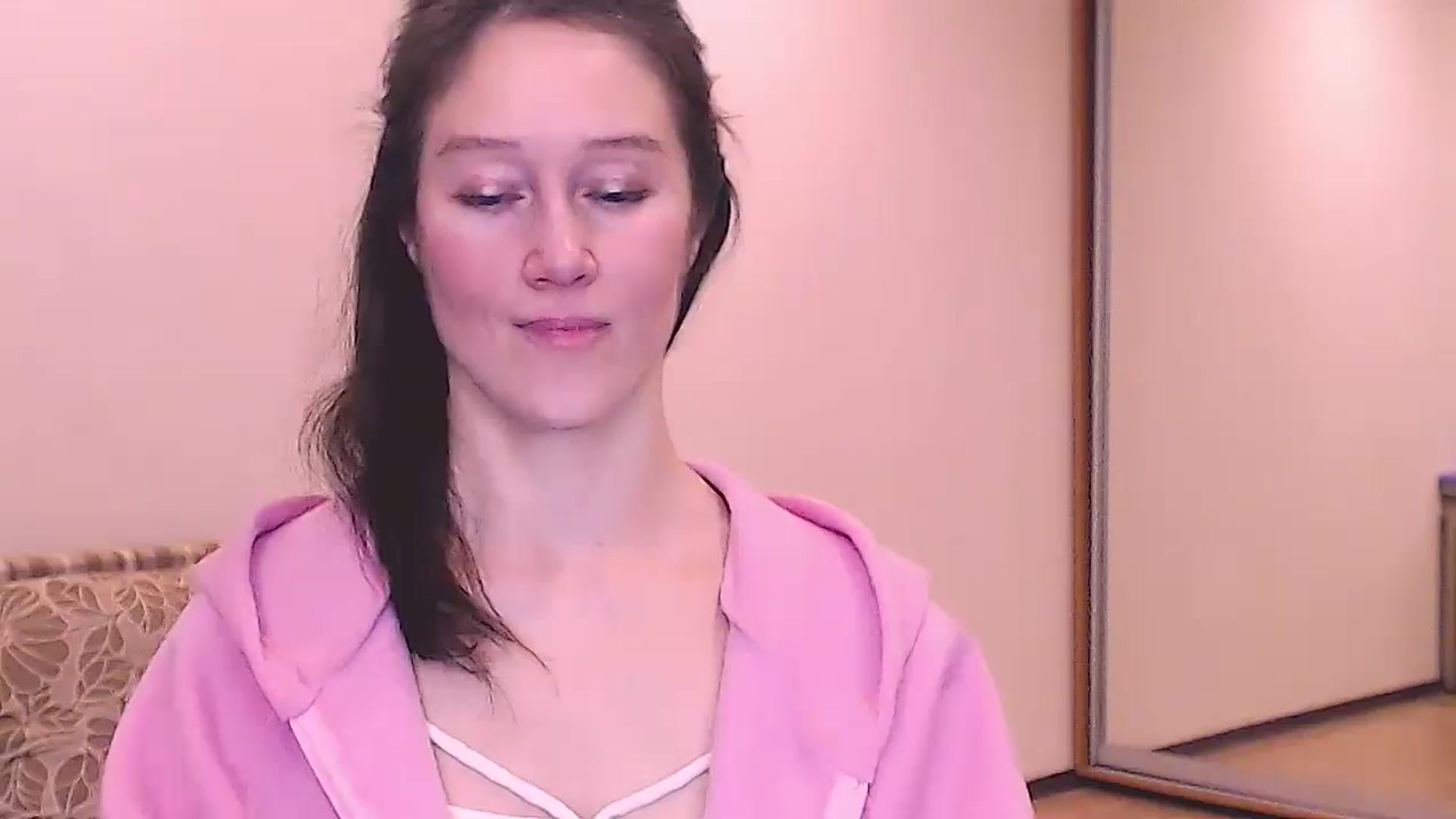 Gallery image thumbnail from ALYONKA__'s myfreecams stream on, 02/14/2026, 20:36 image 17 of 20