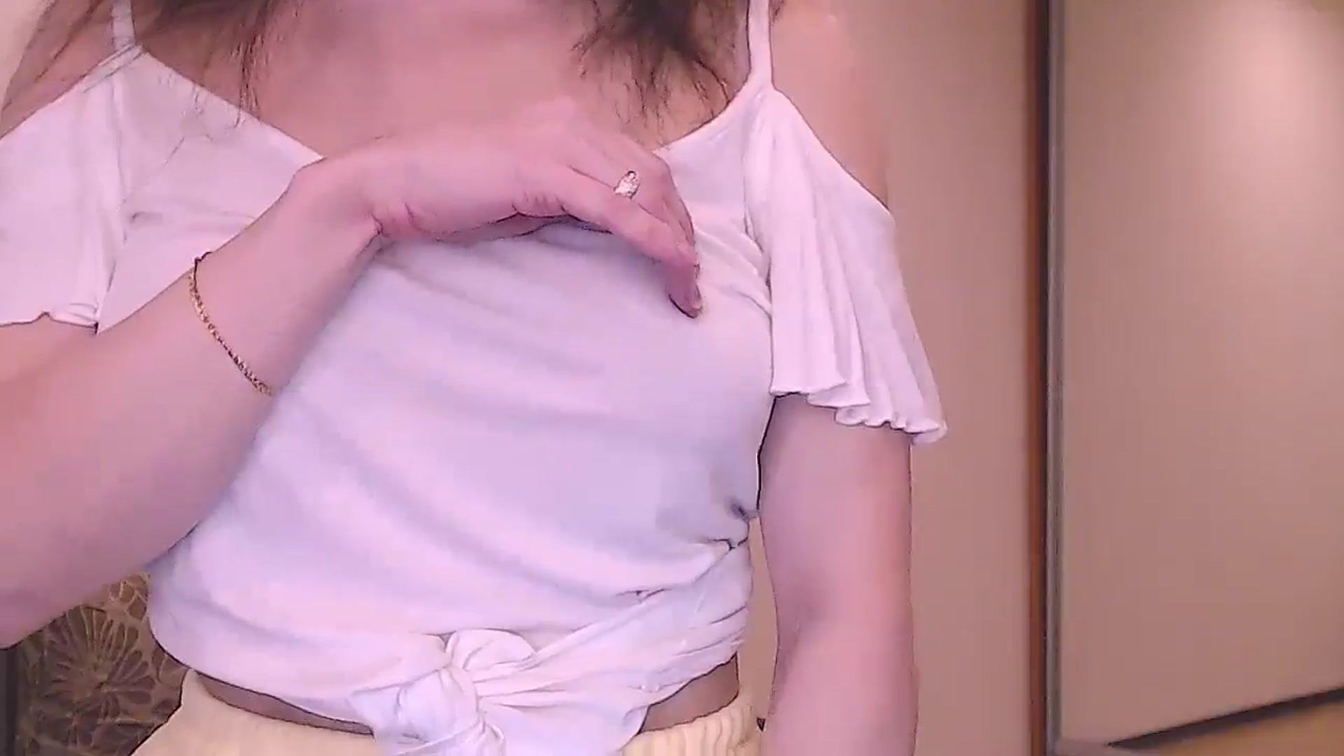 Gallery image thumbnail from ALYONKA__'s myfreecams stream on, 03/07/2026, 20:46 image 14 of 20