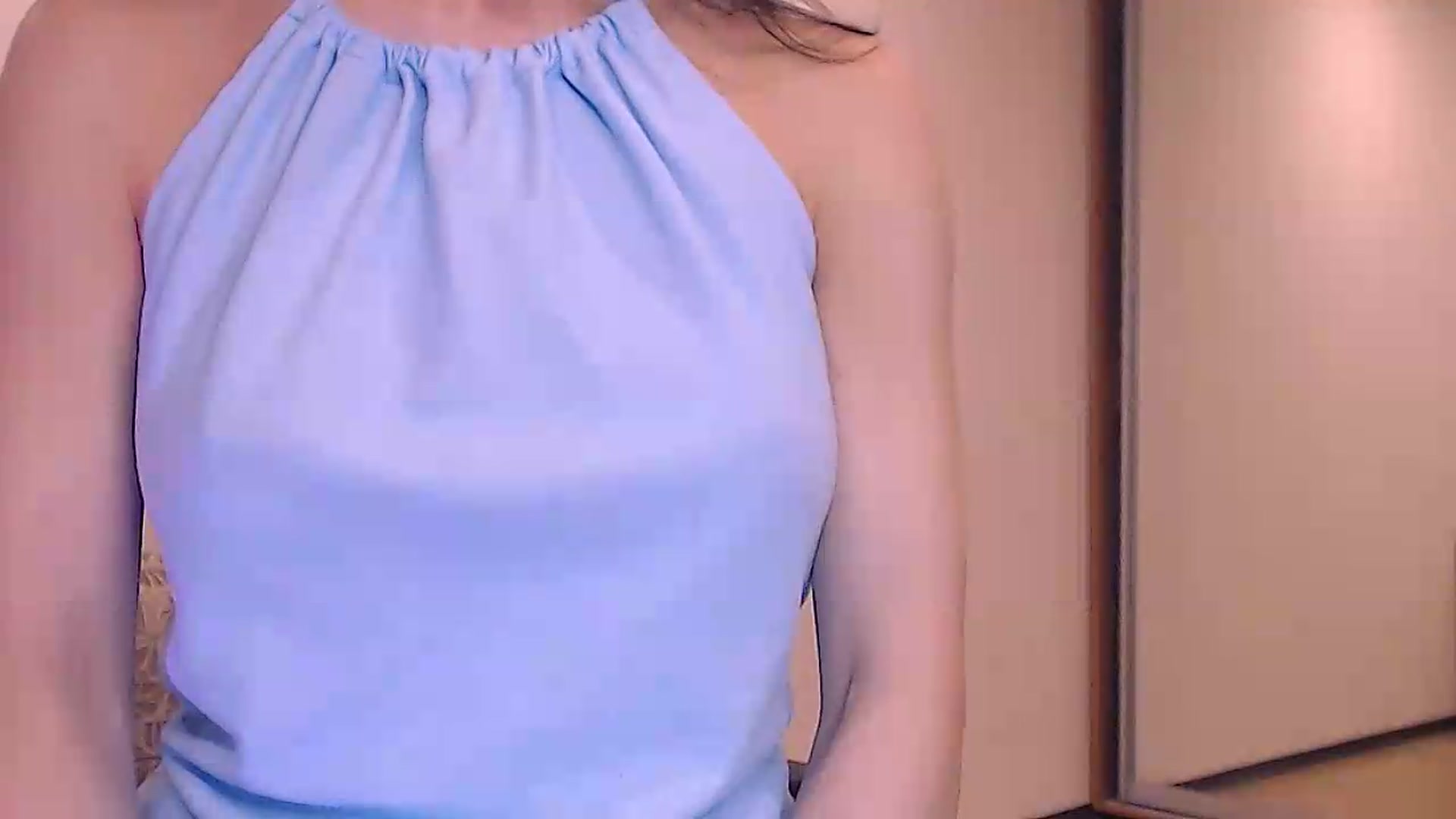 Gallery image thumbnail from ALYONKA__'s myfreecams stream on, 07/09/2026, 19:36 image 17 of 20