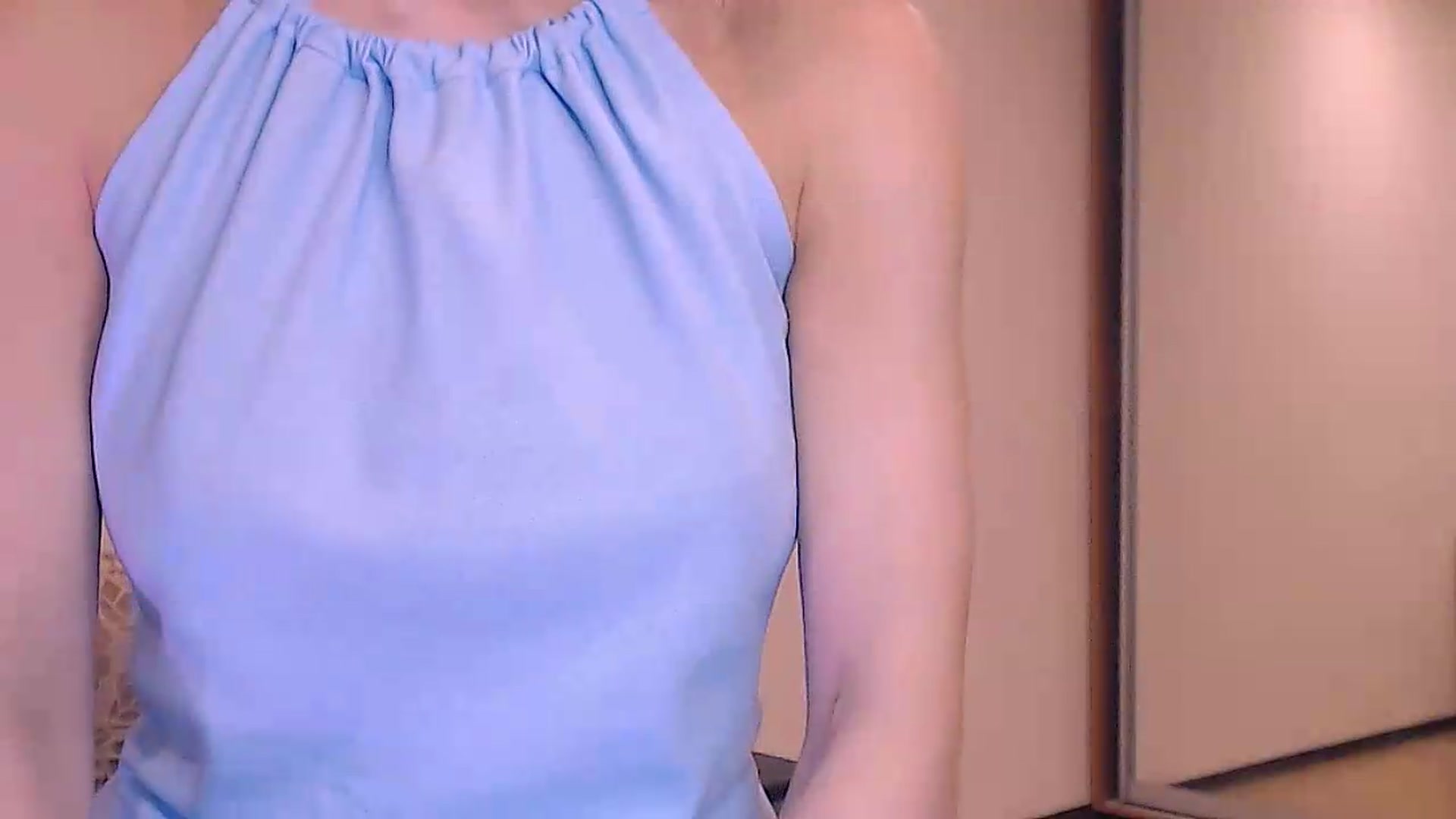 Gallery image thumbnail from ALYONKA__'s myfreecams stream on, 07/09/2026, 19:36 image 15 of 20