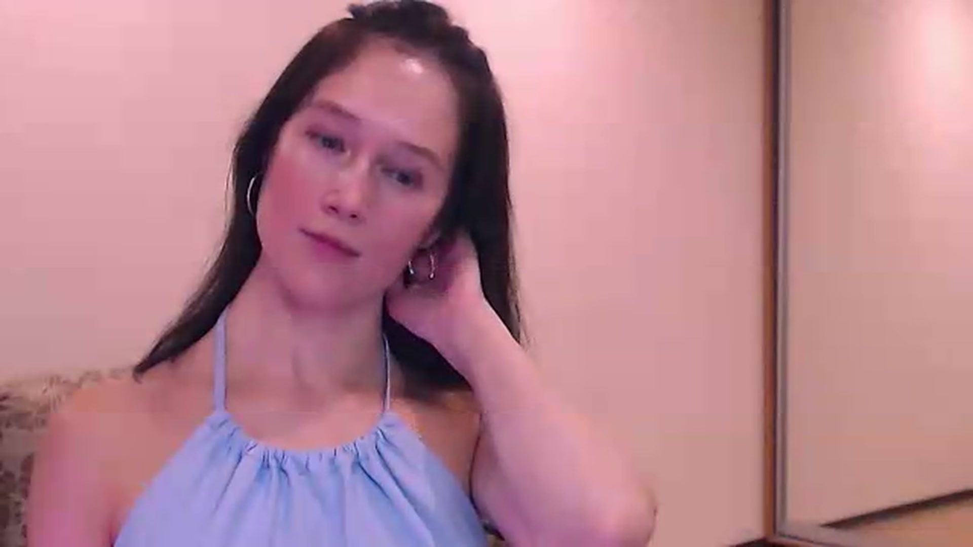 Gallery image thumbnail from ALYONKA__'s myfreecams stream on, 07/16/2026, 20:34 image 8 of 20