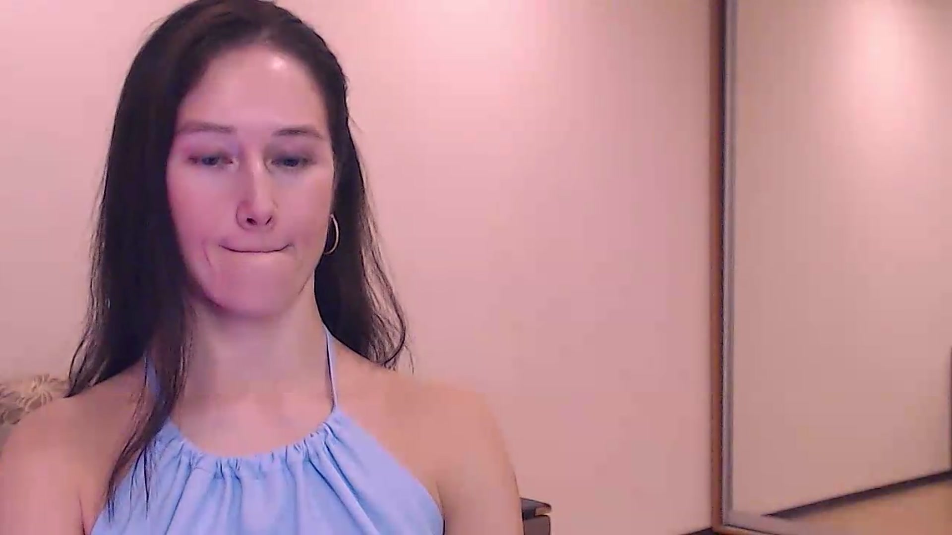 Gallery image thumbnail from ALYONKA__'s myfreecams stream on, 07/18/2026, 19:36 image 7 of 20