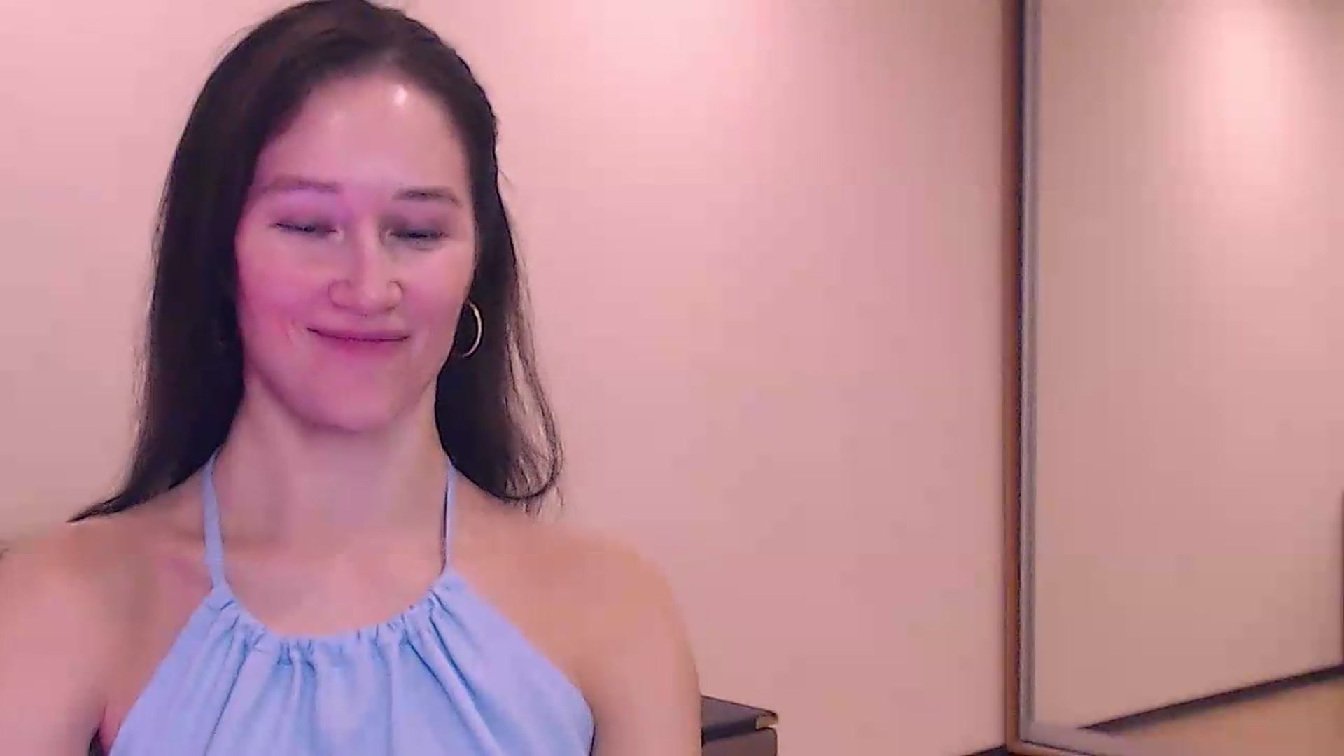 Gallery image thumbnail from ALYONKA__'s myfreecams stream on, 07/18/2026, 19:36 image 5 of 20