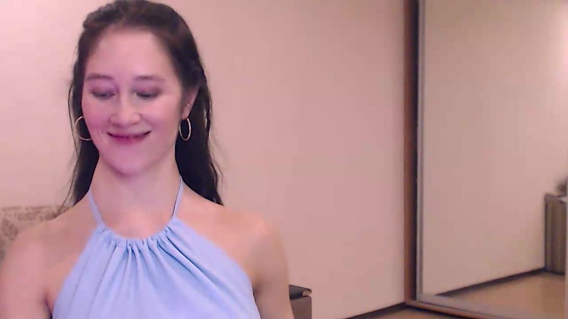 Gallery image thumbnail from ALYONKA__'s myfreecams stream on, 08/01/2026, 19:47 image 18 of 20