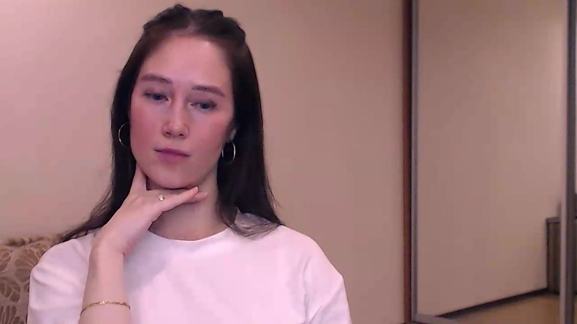 Gallery image thumbnail from ALYONKA__'s myfreecams stream on, 08/15/2026, 19:13 image 6 of 20