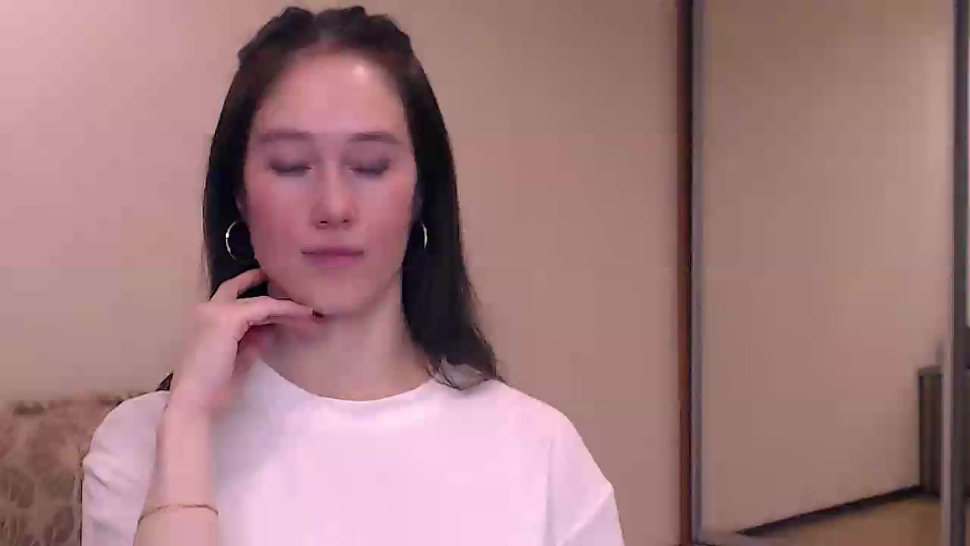 Gallery image thumbnail from ALYONKA__'s myfreecams stream on, 08/15/2026, 19:13 image 8 of 20