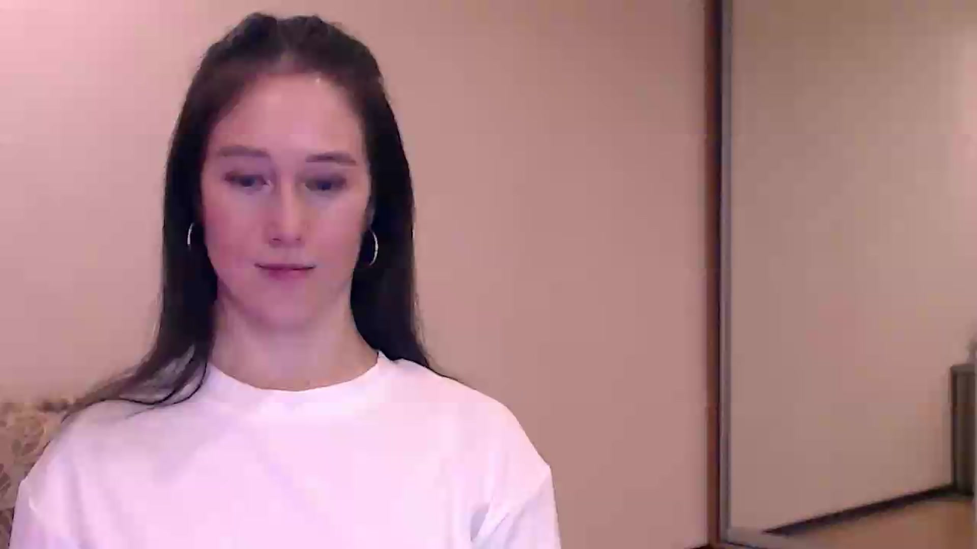 Gallery image thumbnail from ALYONKA__'s myfreecams stream on, 08/15/2026, 20:57 image 10 of 20