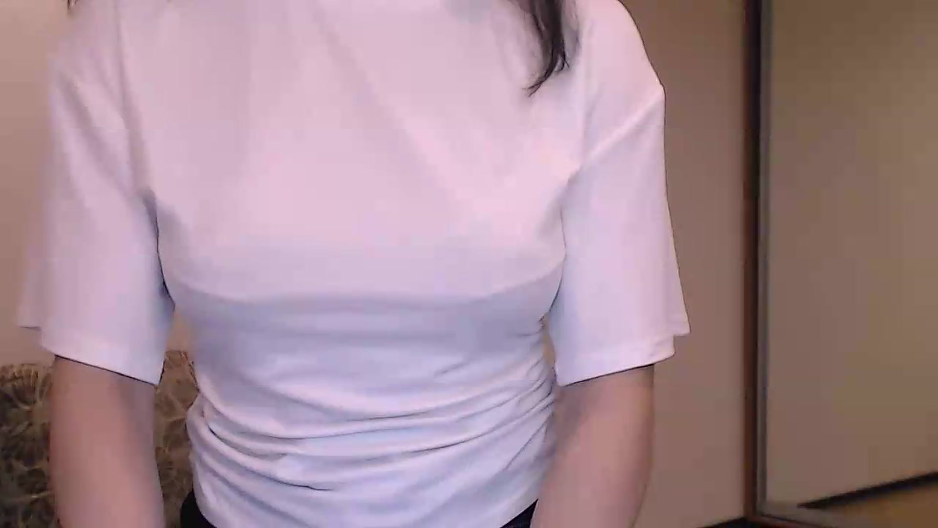Gallery image thumbnail from ALYONKA__'s myfreecams stream on, 08/20/2026, 19:34 image 17 of 20