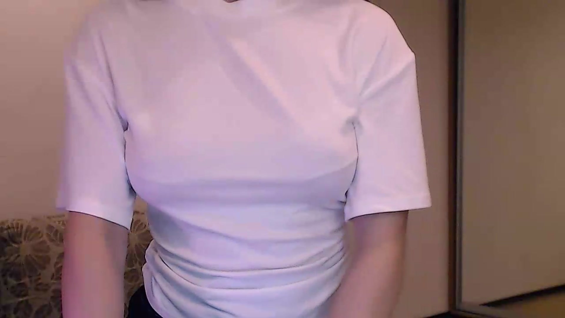Gallery image thumbnail from ALYONKA__'s myfreecams stream on, 08/20/2026, 21:16 image 20 of 20