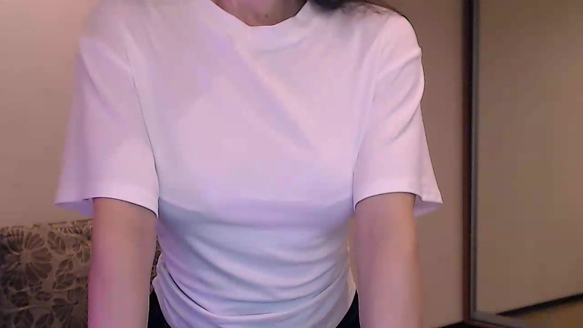 Gallery image thumbnail from ALYONKA__'s myfreecams stream on, 08/20/2026, 21:16 image 18 of 20