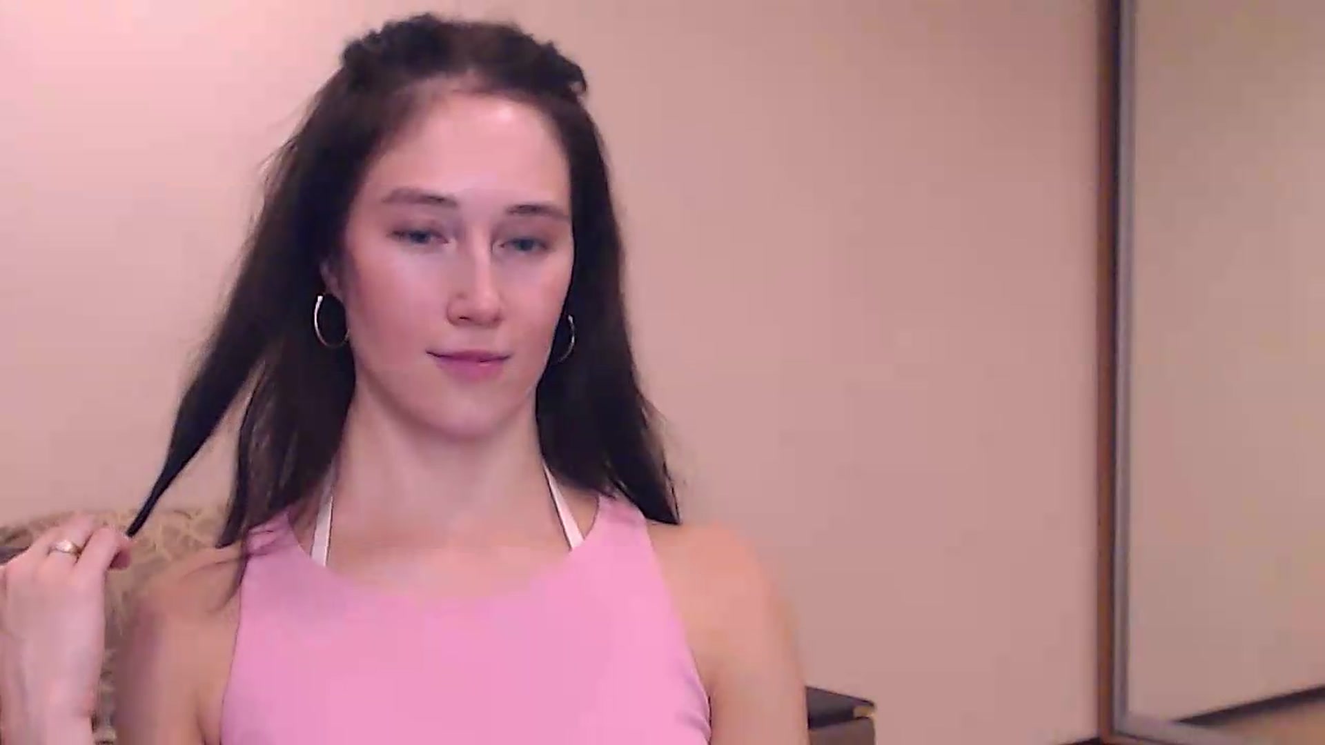 Gallery image thumbnail from ALYONKA__'s myfreecams stream on, 08/29/2026, 18:39 image 10 of 20
