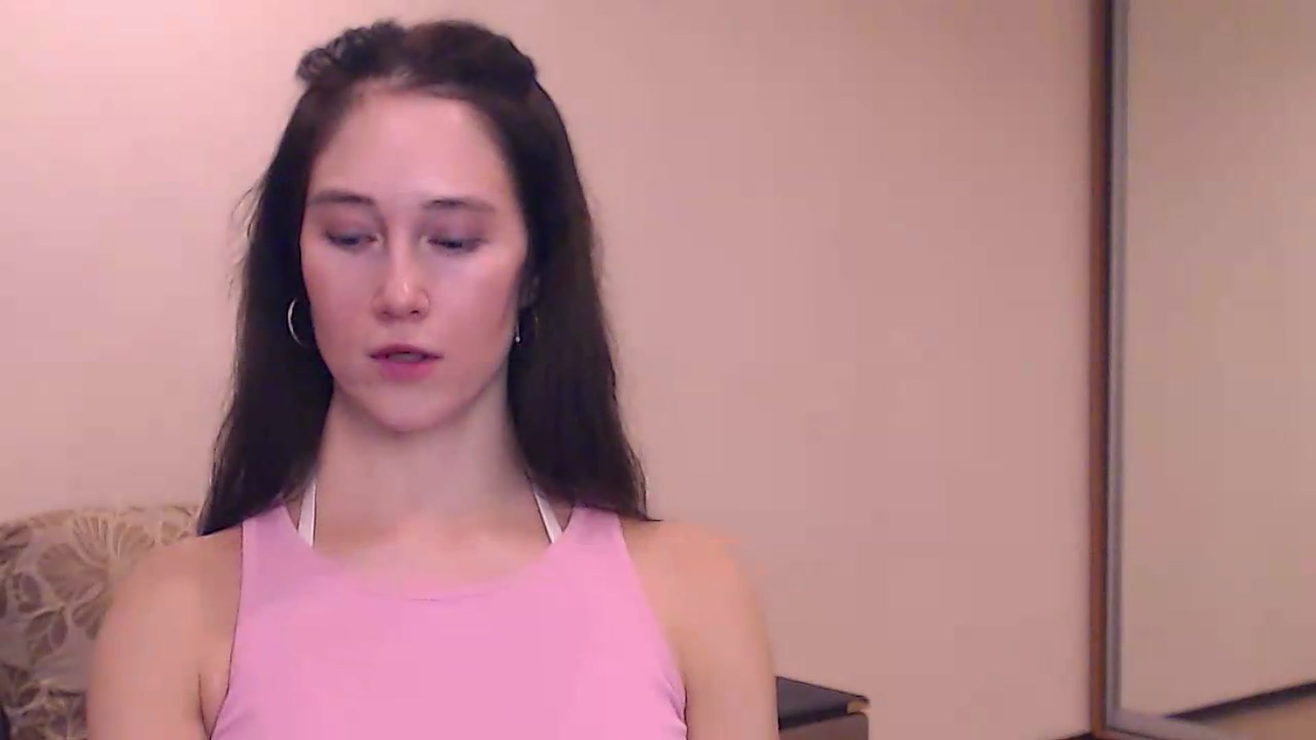 Gallery image thumbnail from ALYONKA__'s myfreecams stream on, 08/29/2026, 18:39 image 16 of 20