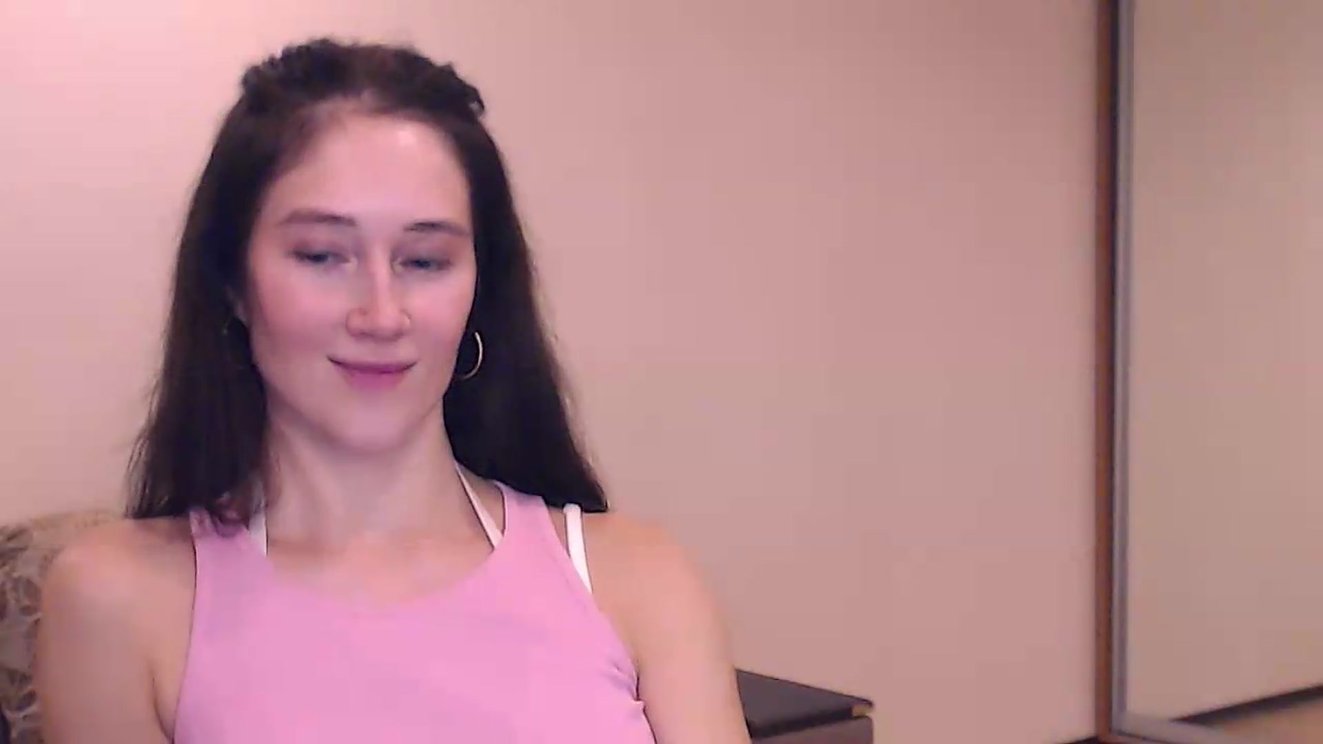 Gallery image thumbnail from ALYONKA__'s myfreecams stream on, 08/29/2026, 18:39 image 8 of 20
