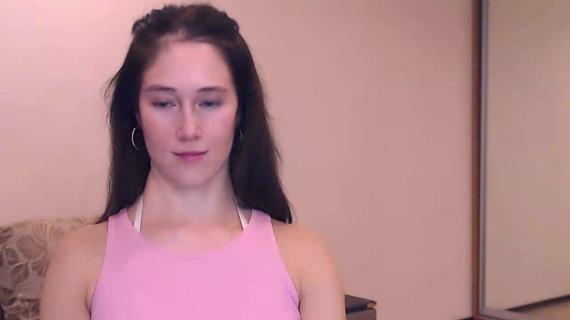 Gallery image thumbnail from ALYONKA__'s myfreecams stream on, 08/29/2026, 19:51 image 4 of 20