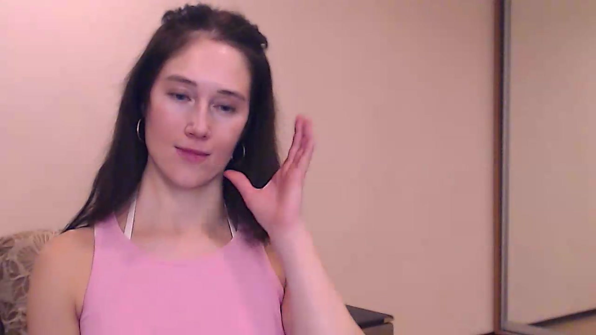 Gallery image thumbnail from ALYONKA__'s myfreecams stream on, 08/29/2026, 20:27 image 19 of 20
