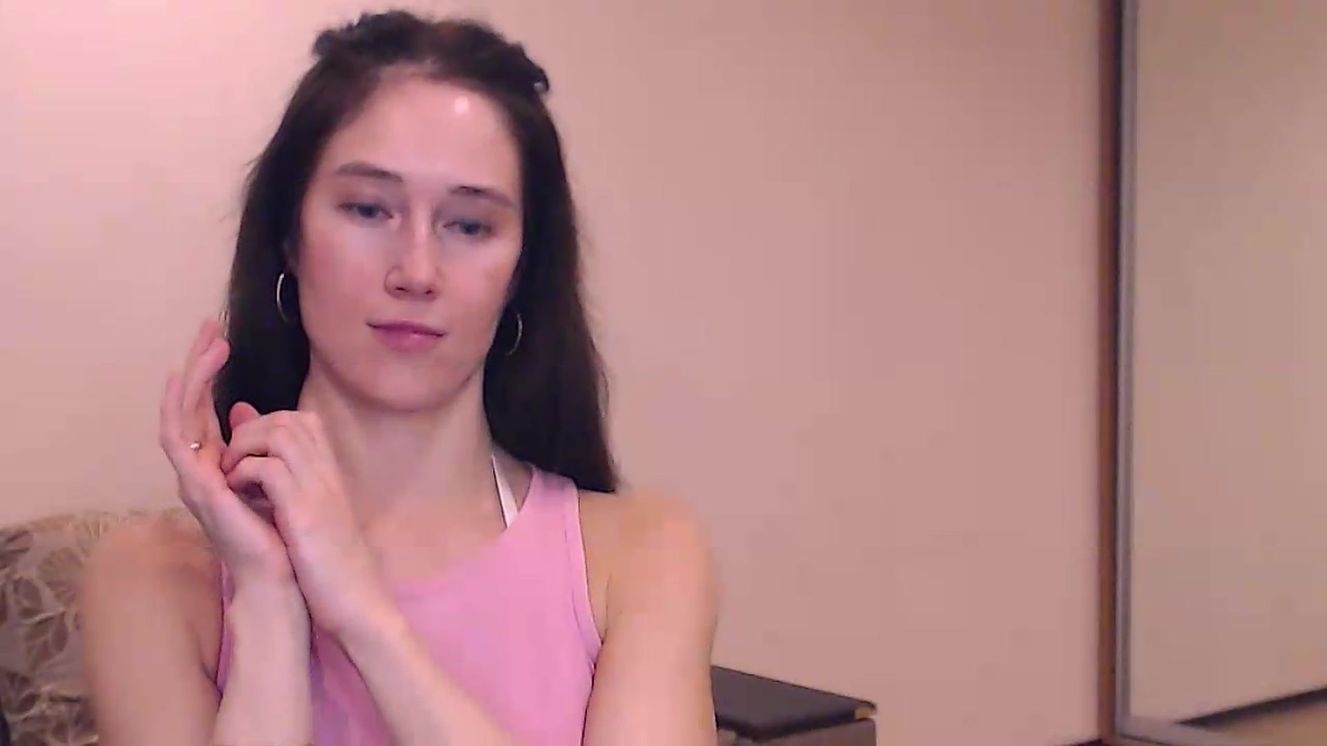 Gallery image thumbnail from ALYONKA__'s myfreecams stream on, 08/29/2026, 20:27 image 7 of 20