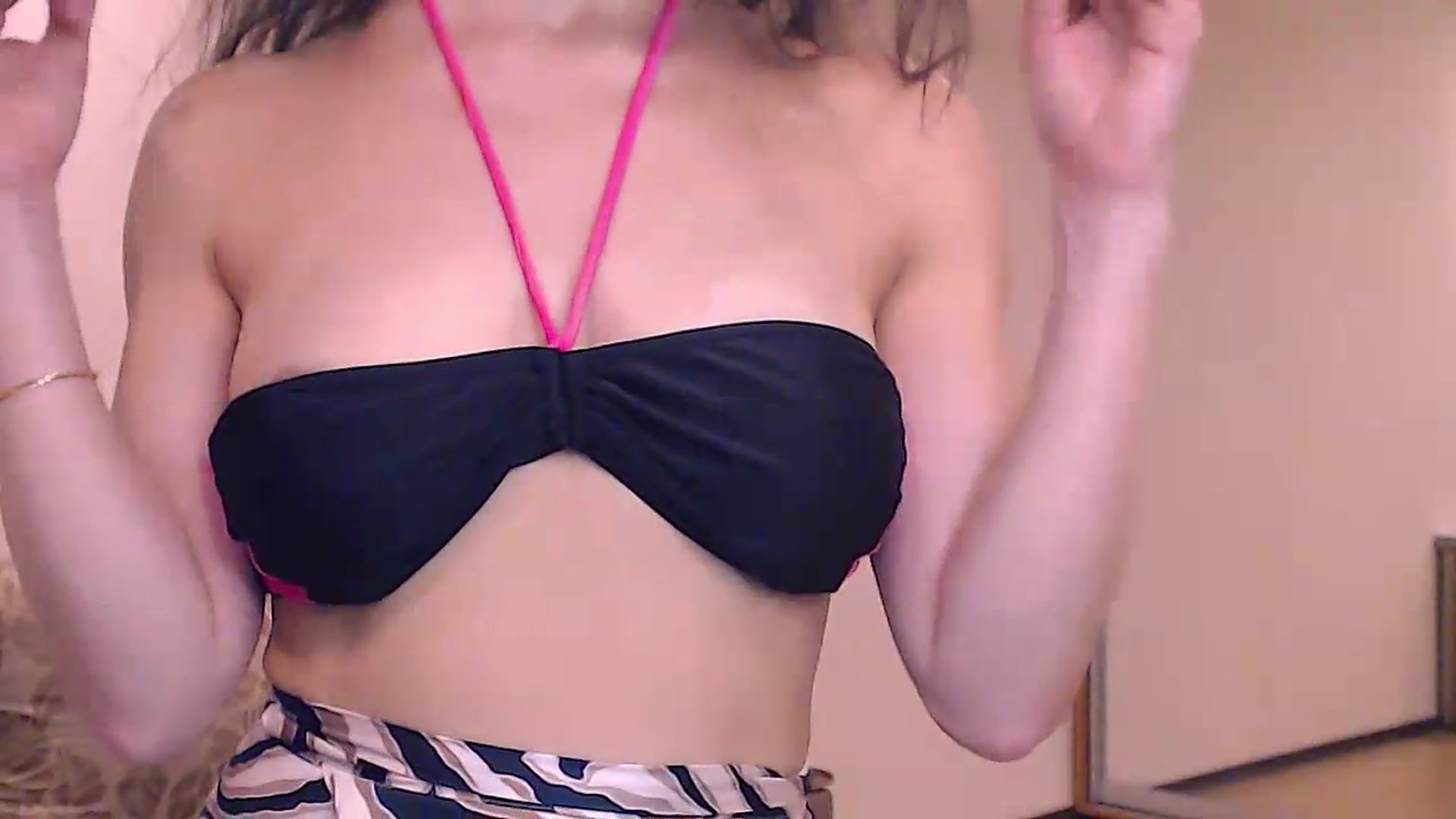 Gallery image thumbnail from ALYONKA__'s myfreecams stream on, 09/12/2026, 20:34 image 10 of 20