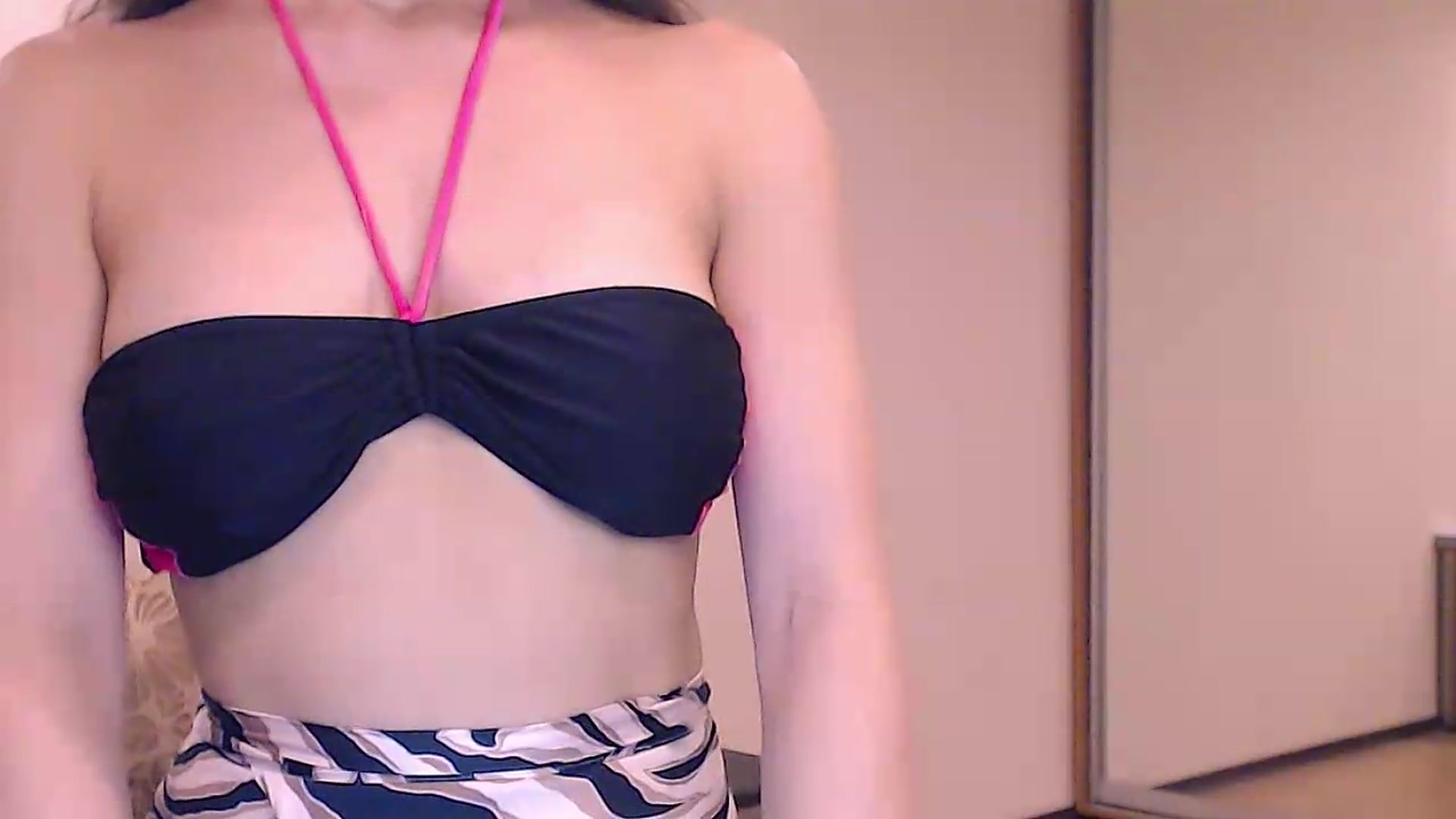 Gallery image thumbnail from ALYONKA__'s myfreecams stream on, 09/12/2026, 20:34 image 20 of 20