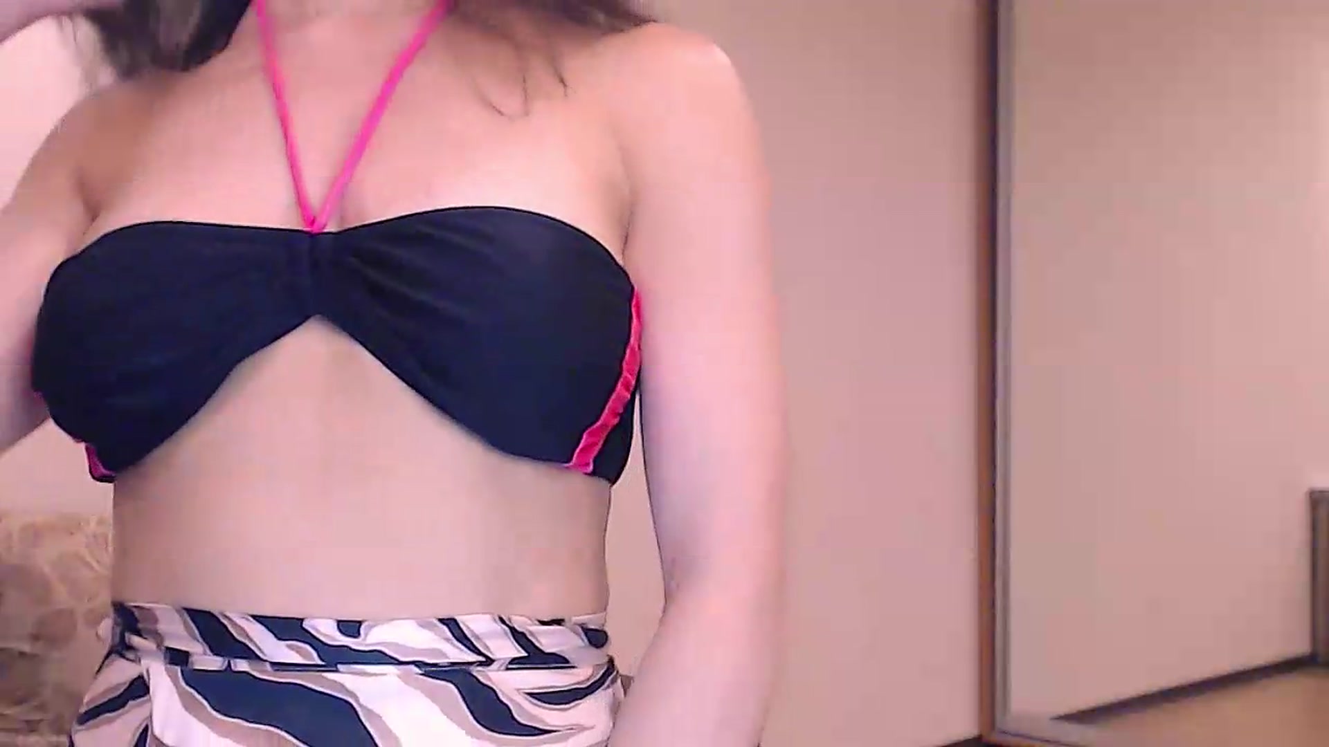 Gallery image thumbnail from ALYONKA__'s myfreecams stream on, 09/12/2026, 20:34 image 19 of 20