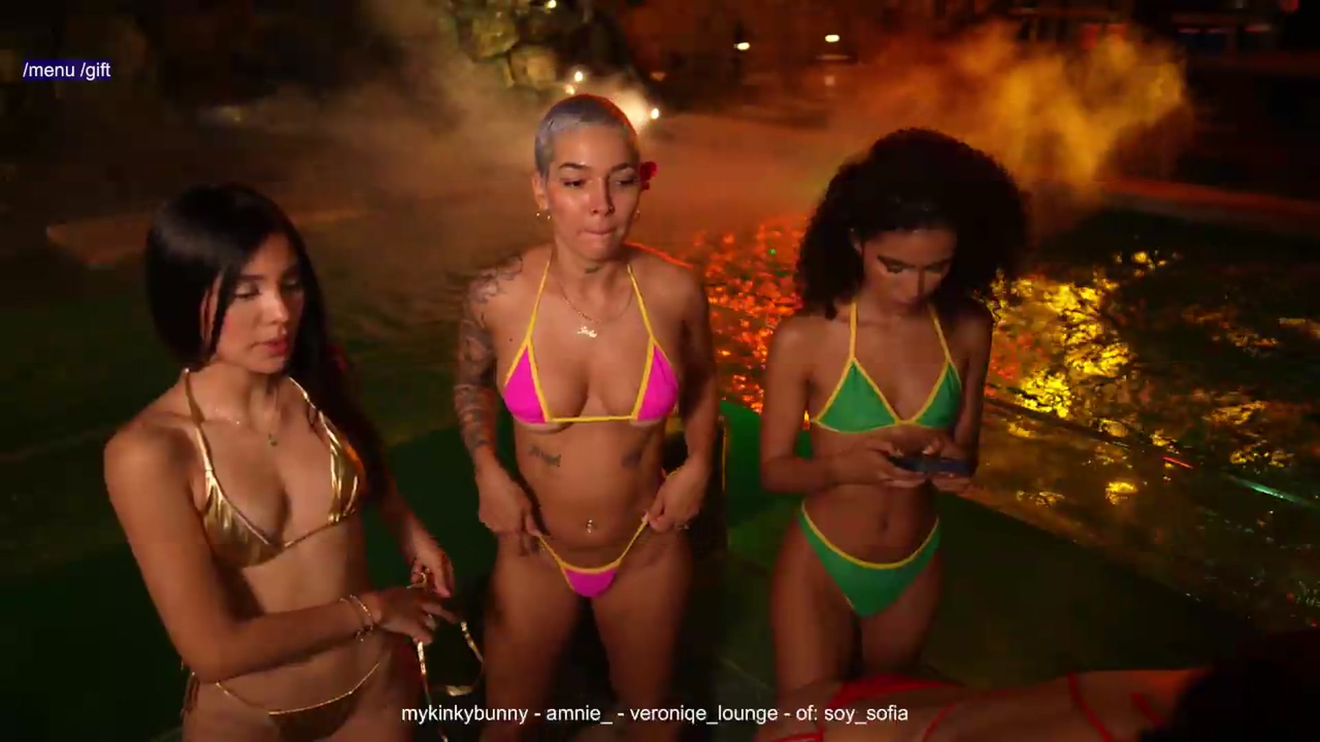 Gallery image thumbnail from AMNIE_'s myfreecams stream on, 08/30/2026, 01:23 image 14 of 20