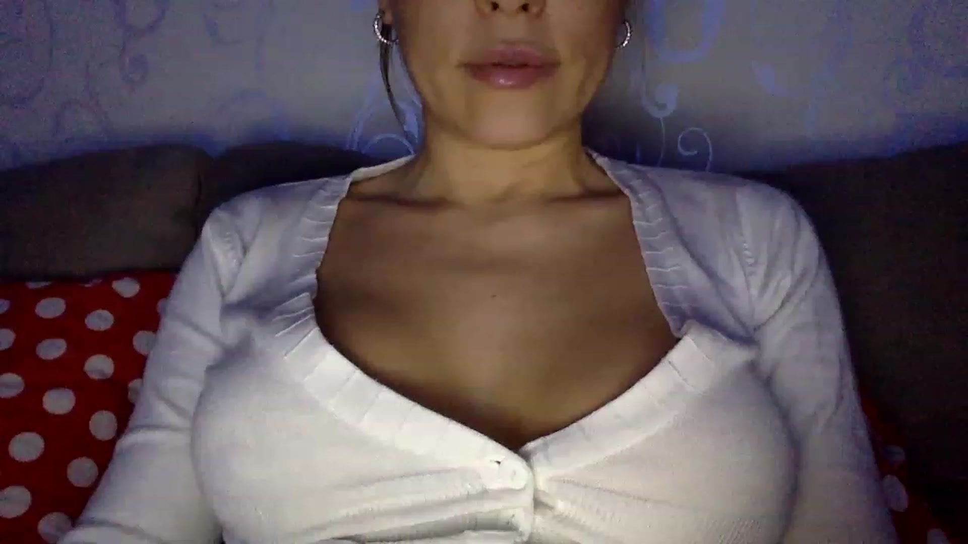 Gallery image thumbnail from ANASTASIA_SIA's myfreecams stream on, 12/22/2022, 22:15 image 13 of 20