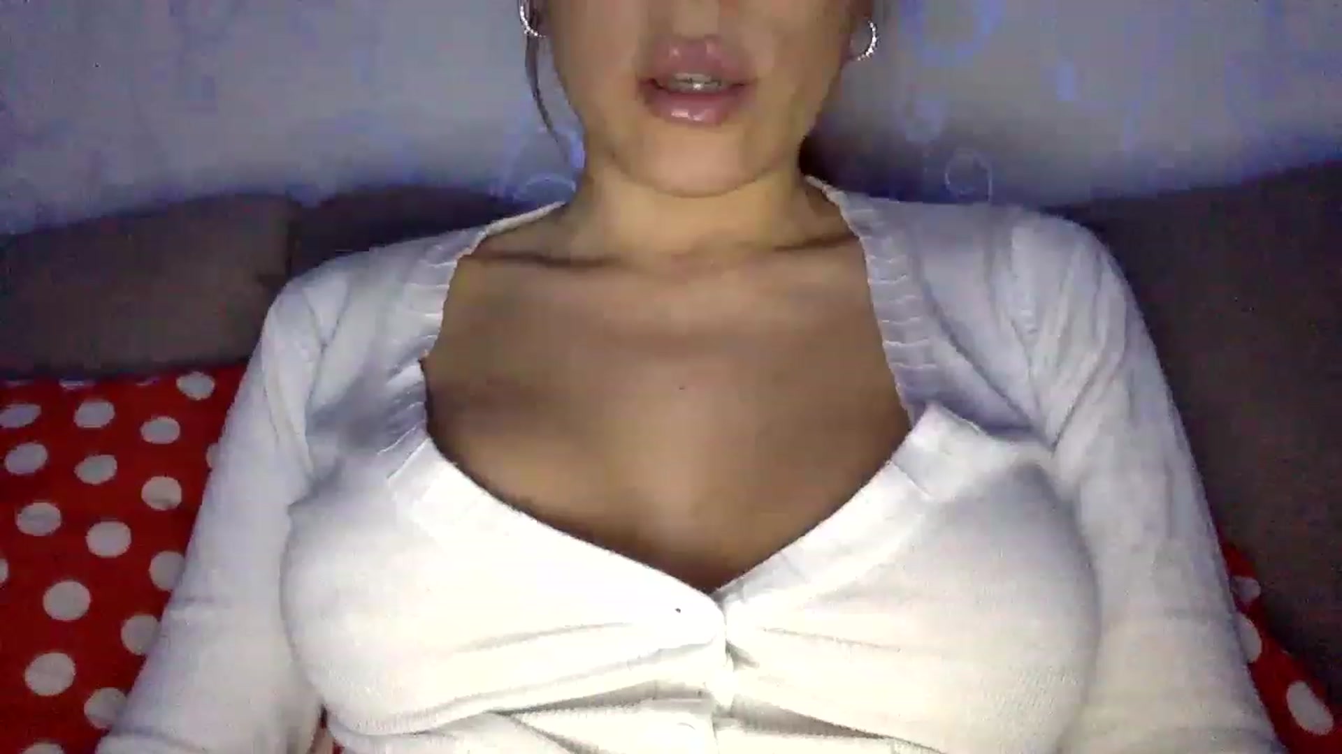 Gallery image thumbnail from ANASTASIA_SIA's myfreecams stream on, 12/22/2022, 22:15 image 16 of 20