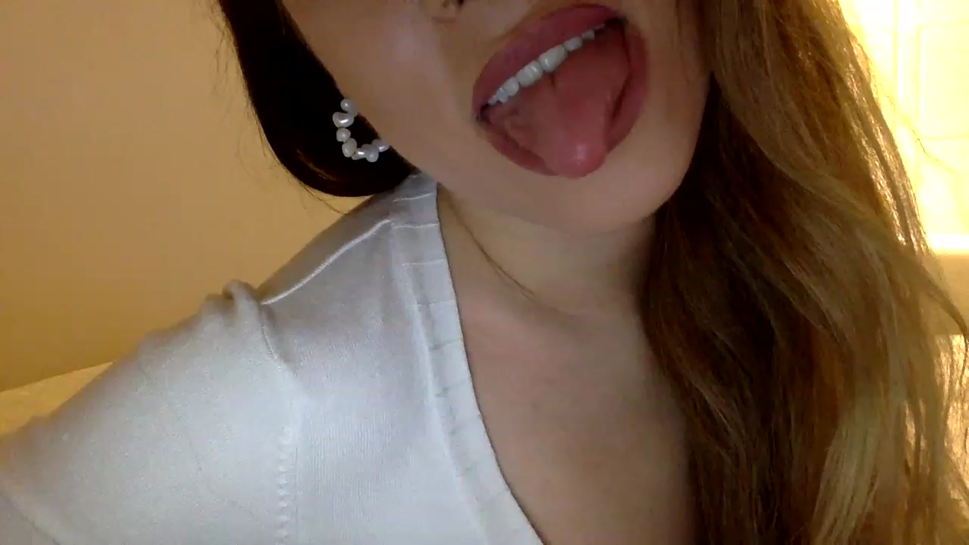 Gallery image thumbnail from ANASTASIA_SIA's myfreecams stream on, 02/28/2023, 21:10 image 17 of 20