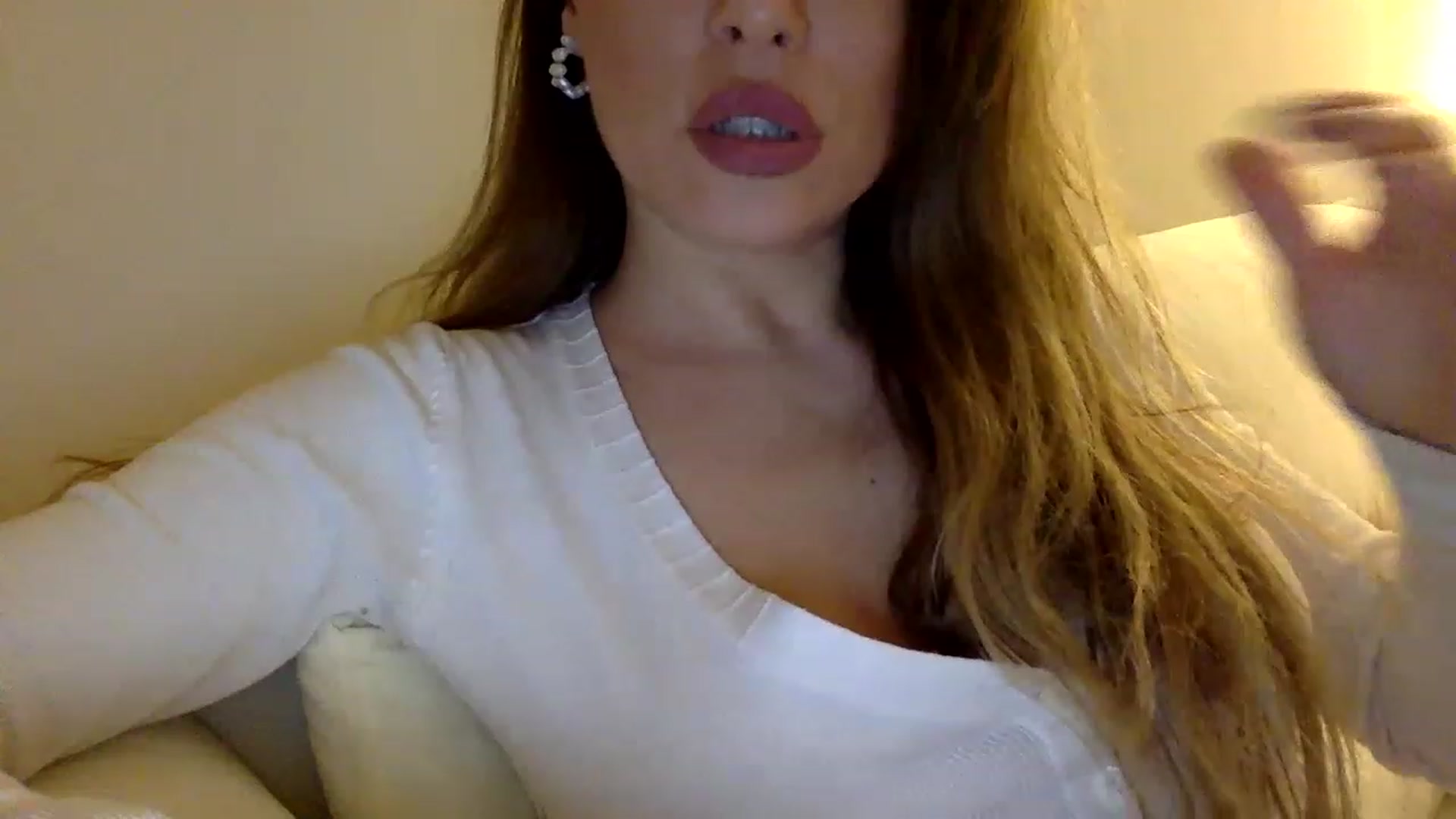Gallery image thumbnail from ANASTASIA_SIA's myfreecams stream on, 02/28/2023, 21:10 image 14 of 20
