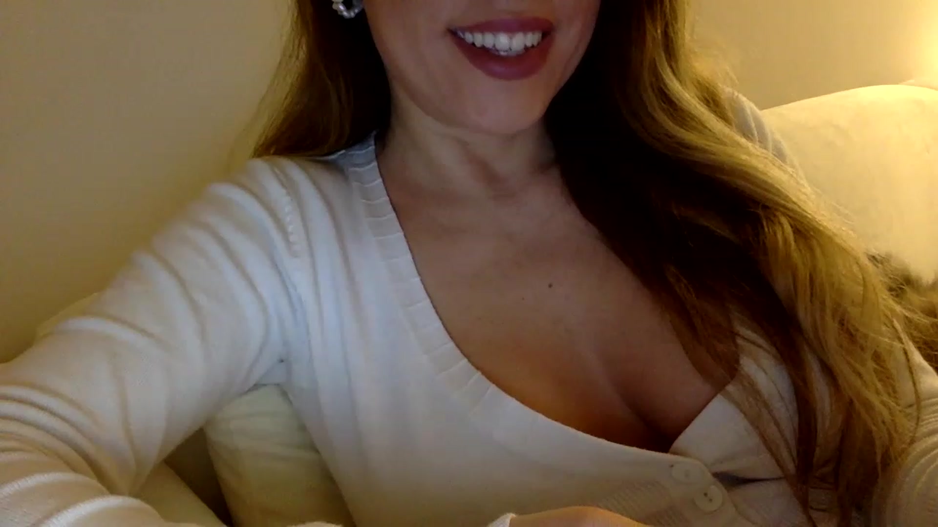 Gallery image thumbnail from ANASTASIA_SIA's myfreecams stream on, 02/28/2023, 21:10 image 7 of 20