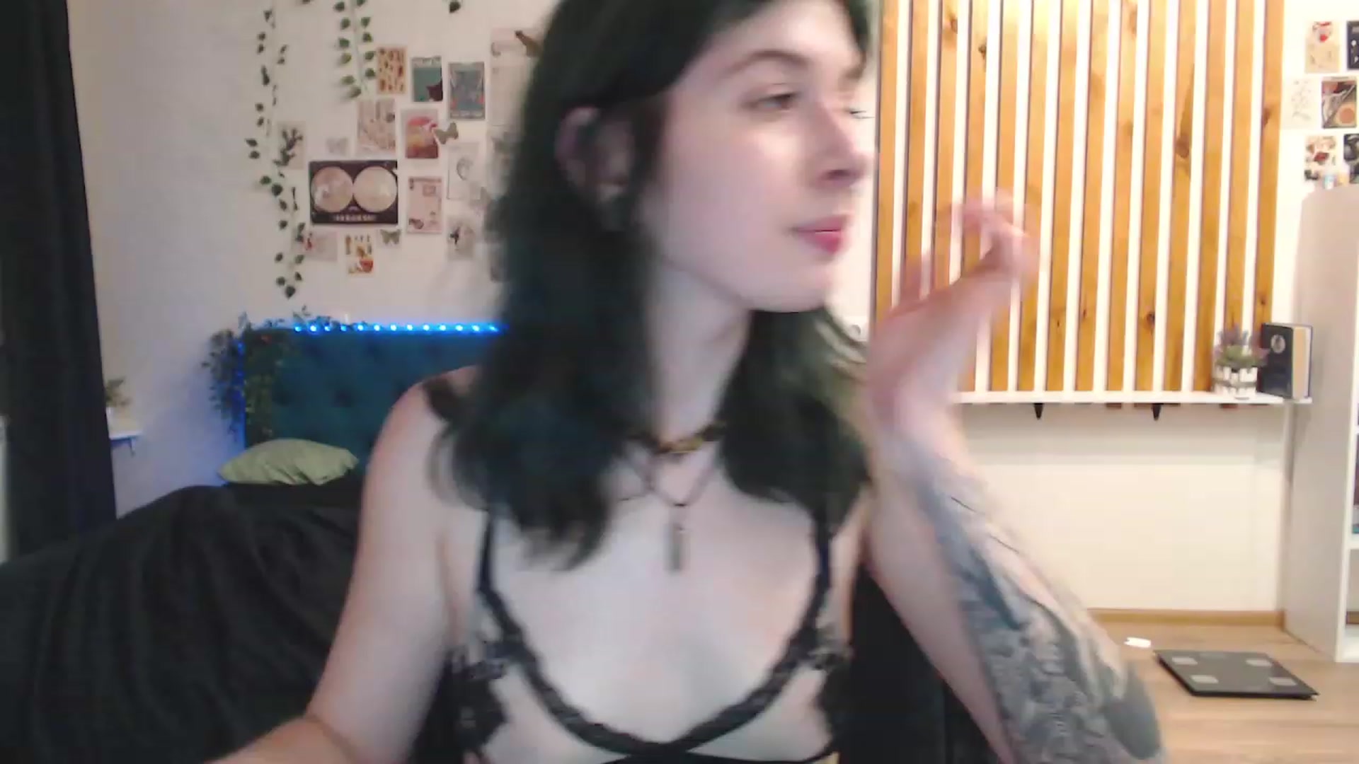 Gallery image thumbnail from ANEMIAA's myfreecams stream on, 07/29/2023, 18:36 image 14 of 20