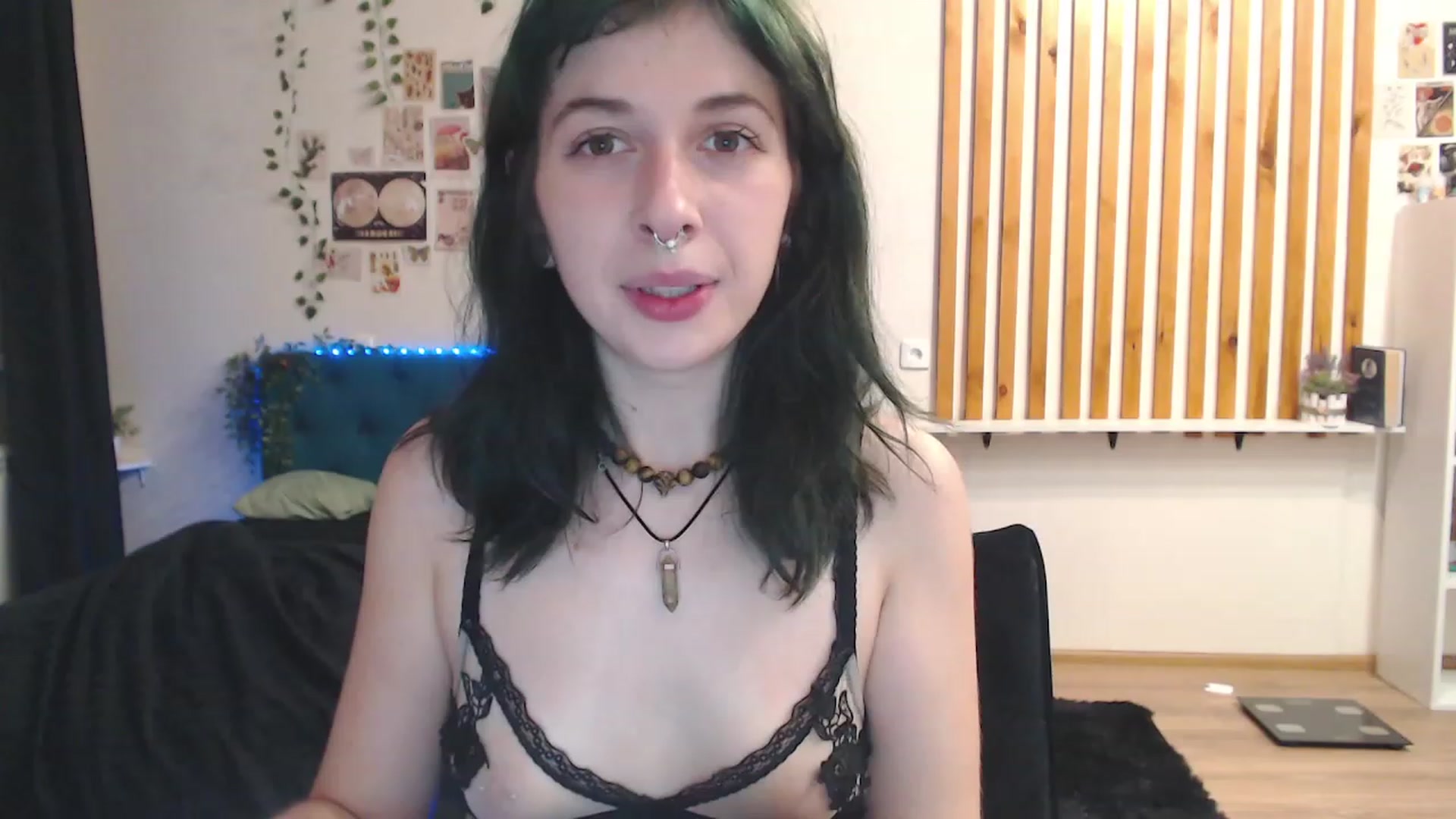 Gallery image thumbnail from ANEMIAA's myfreecams stream on, 07/29/2023, 18:36 image 12 of 20