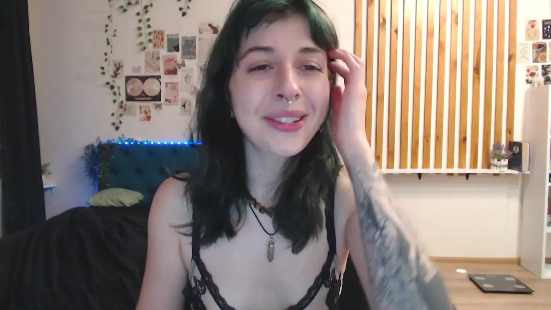 Gallery image thumbnail from ANEMIAA's myfreecams stream on, 07/29/2023, 18:36 image 2 of 20
