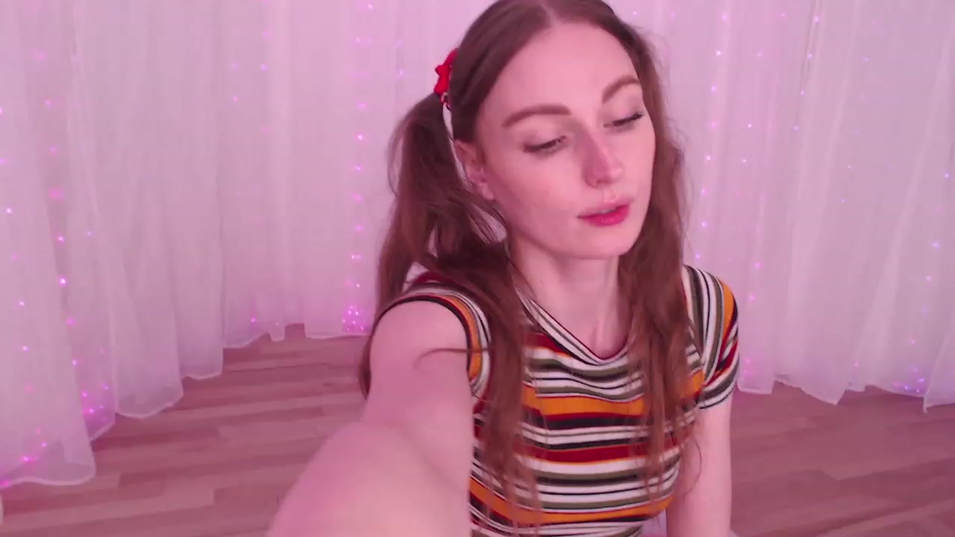 Gallery image thumbnail from ANGELinHEAT's myfreecams stream on, 12/08/2023, 01:56 image 4 of 20
