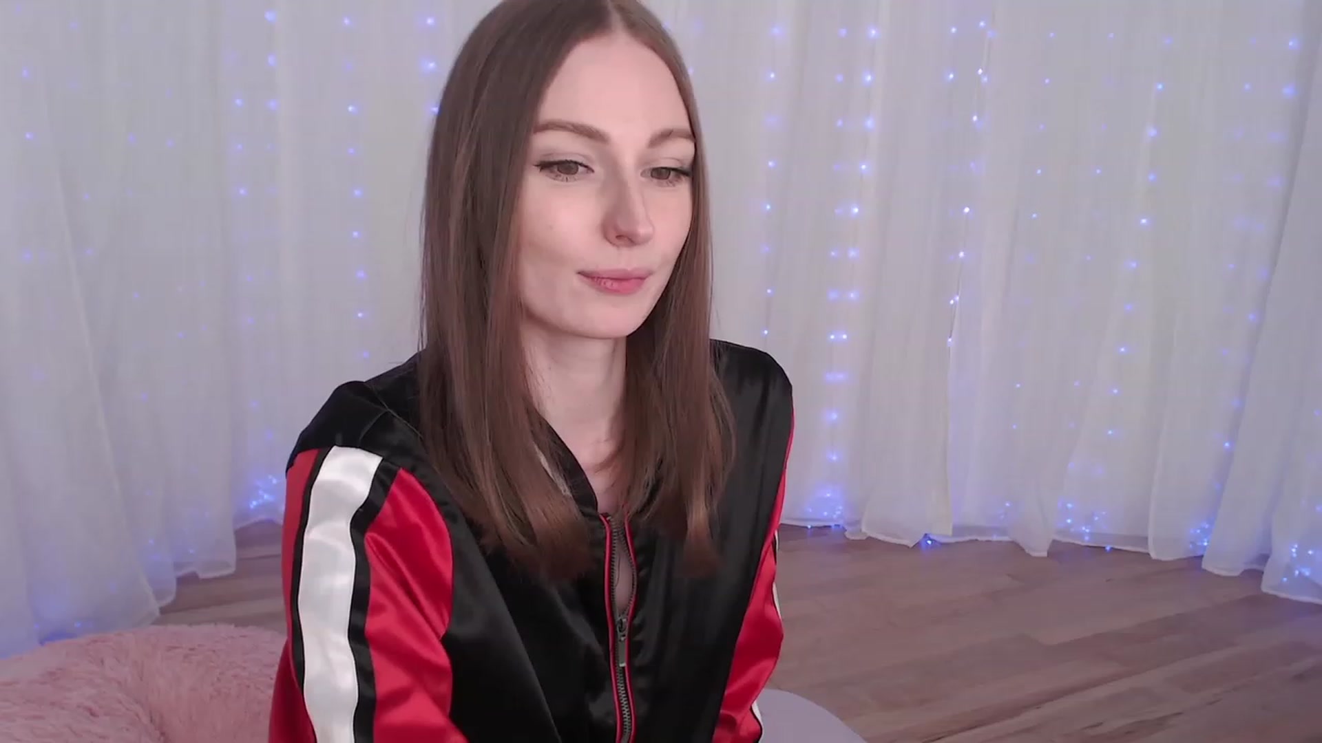 Gallery image thumbnail from ANGELinHEAT's myfreecams stream on, 01/21/2024, 04:07 image 1 of 20