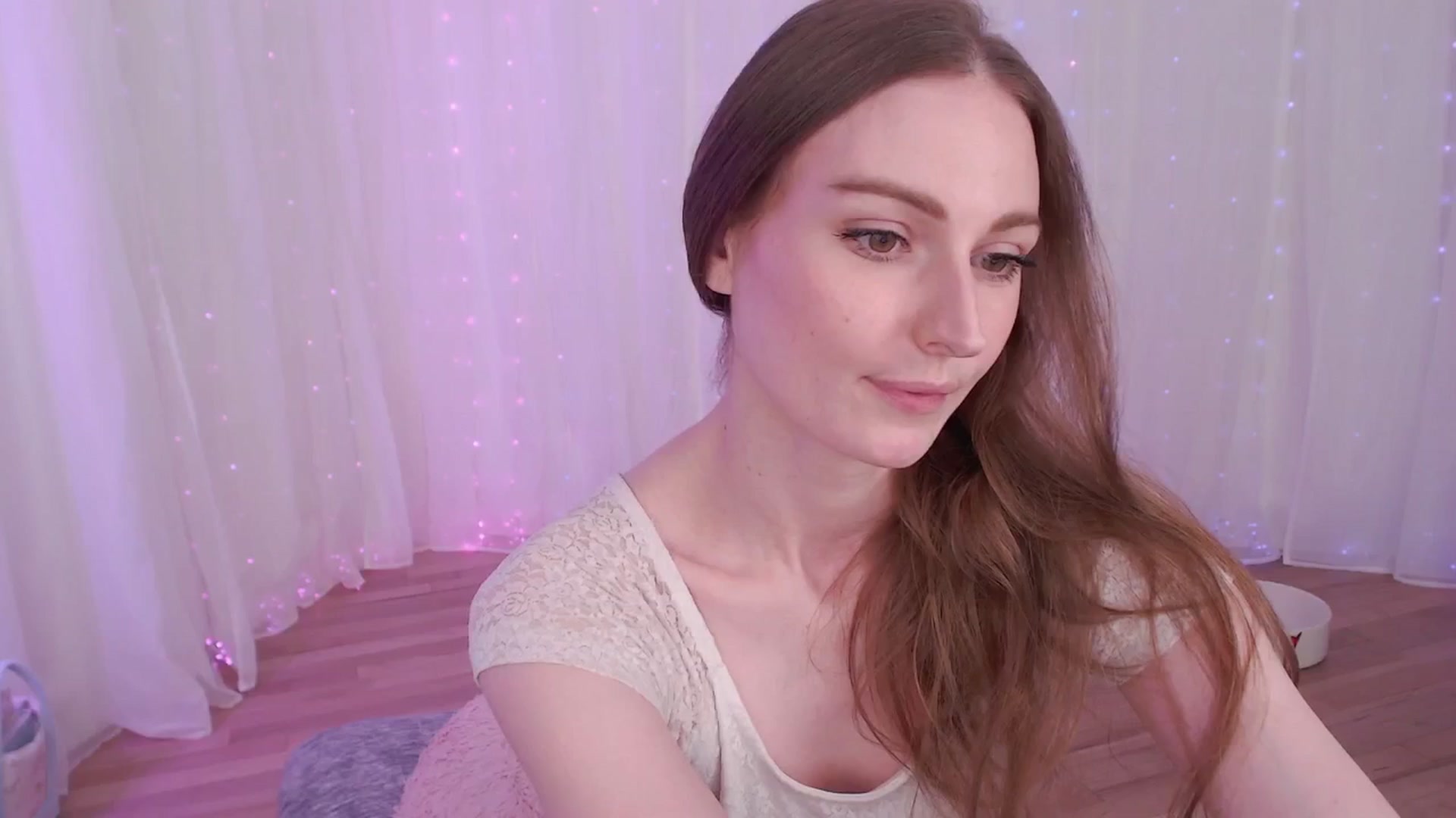Gallery image thumbnail from ANGELinHEAT's myfreecams stream on, 04/14/2025, 02:52 image 5 of 20