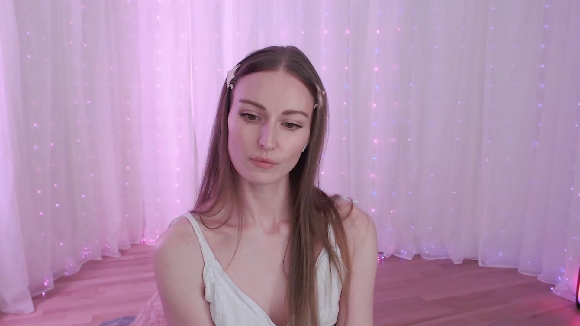 Gallery image thumbnail from ANGELinHEAT's myfreecams stream on, 05/04/2025, 05:53 image 3 of 20