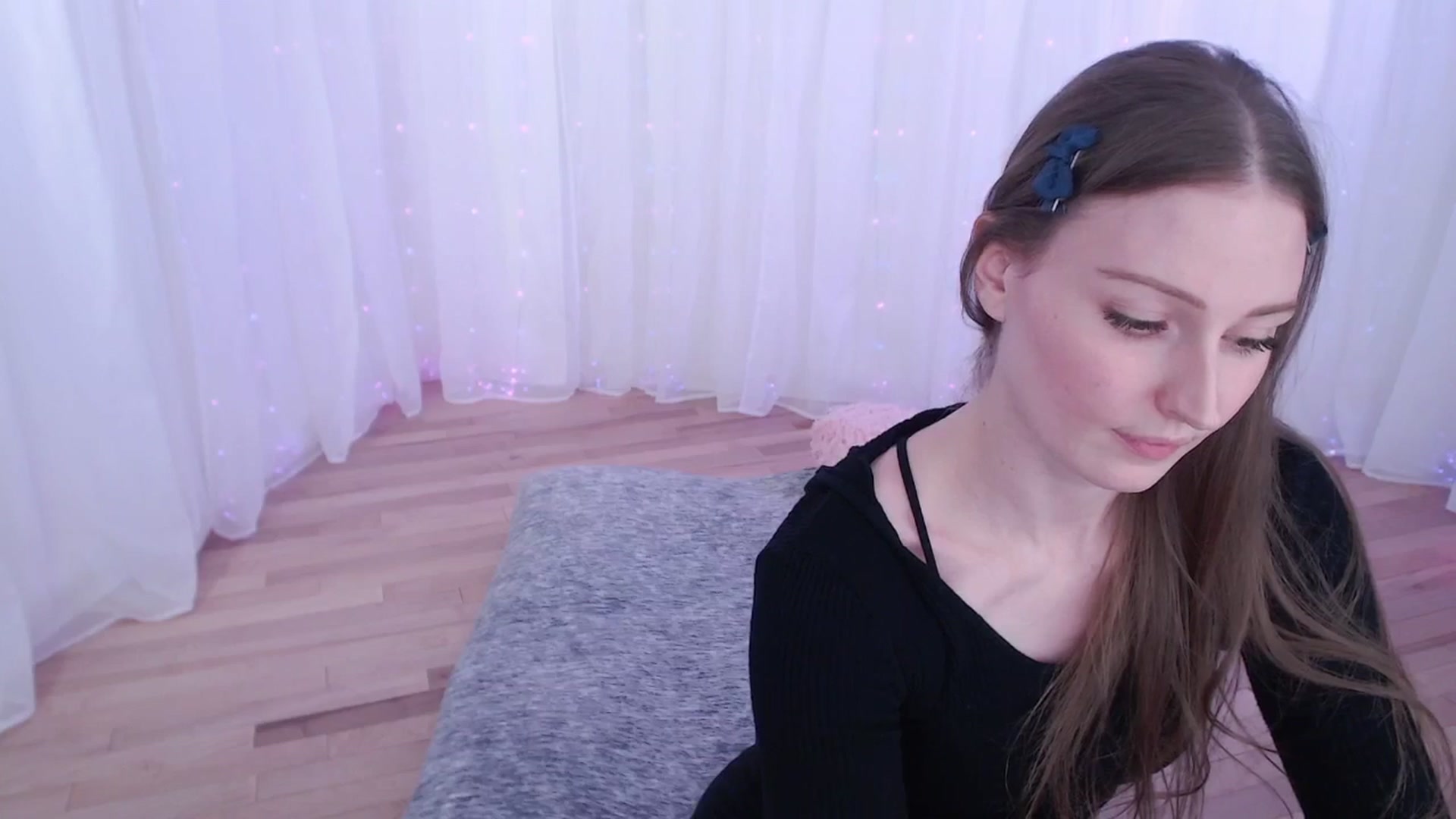 Gallery image thumbnail from ANGELinHEAT's myfreecams stream on, 01/29/2026, 24:23 image 14 of 20