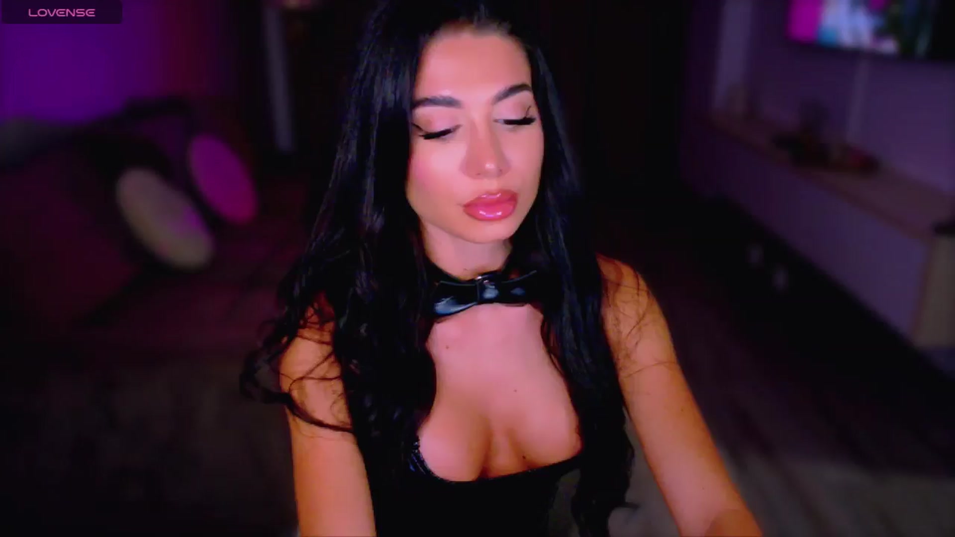 Gallery image thumbnail from ANNYAx's myfreecams stream on, 03/27/2026, 18:06 image 5 of 20