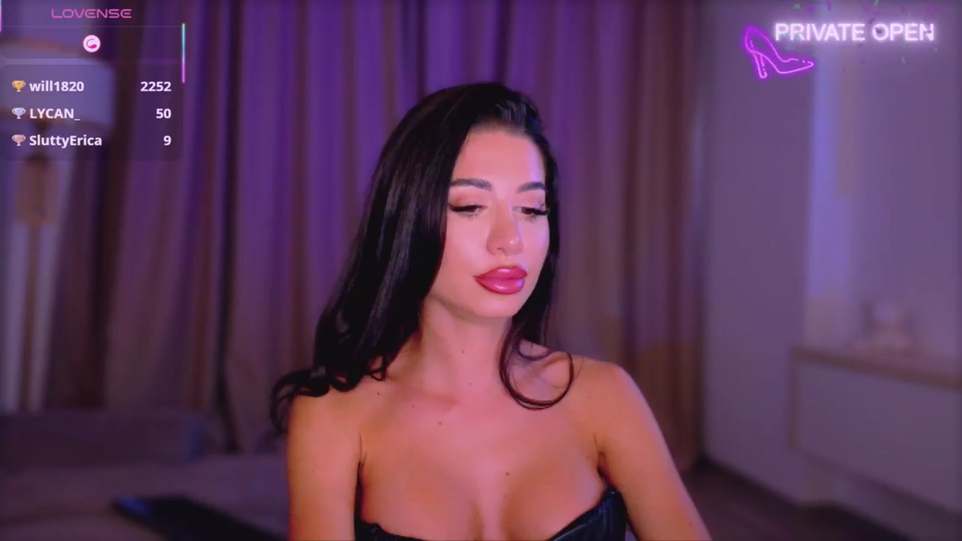 Gallery image thumbnail from ANNYAx's myfreecams stream on, 03/28/2026, 22:28 image 18 of 20