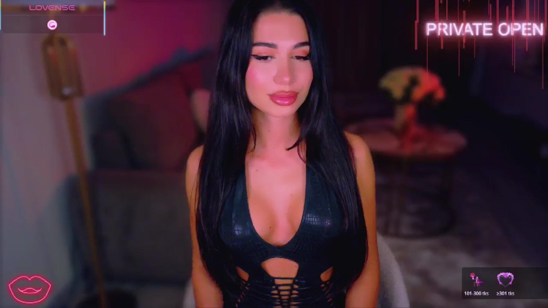 Gallery image thumbnail from ANNYAx's myfreecams stream on, 04/13/2026, 16:32 image 7 of 20